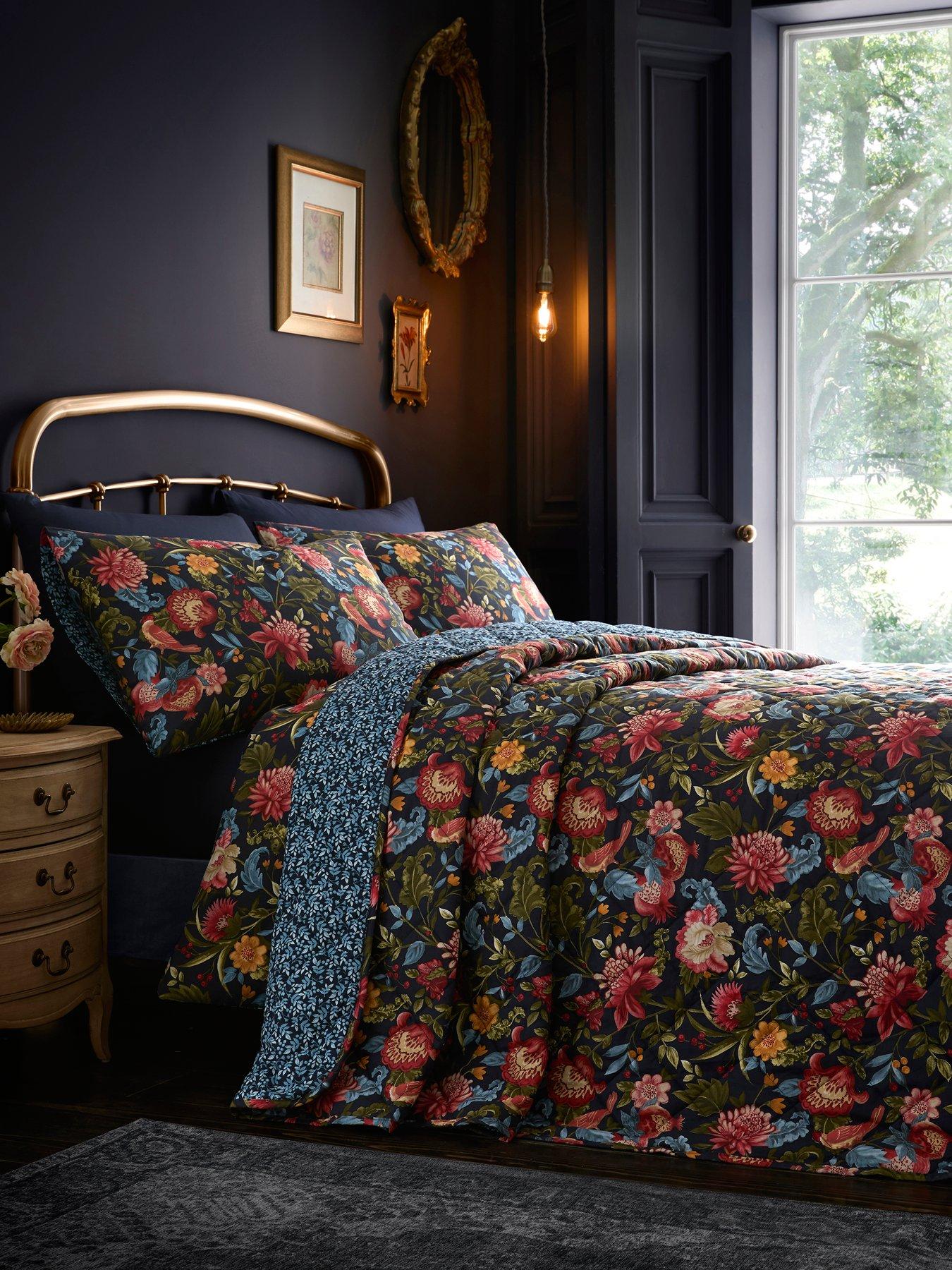 Dreams & Drapes Bejewelled Quilted 200cm X 230cm Bedspread