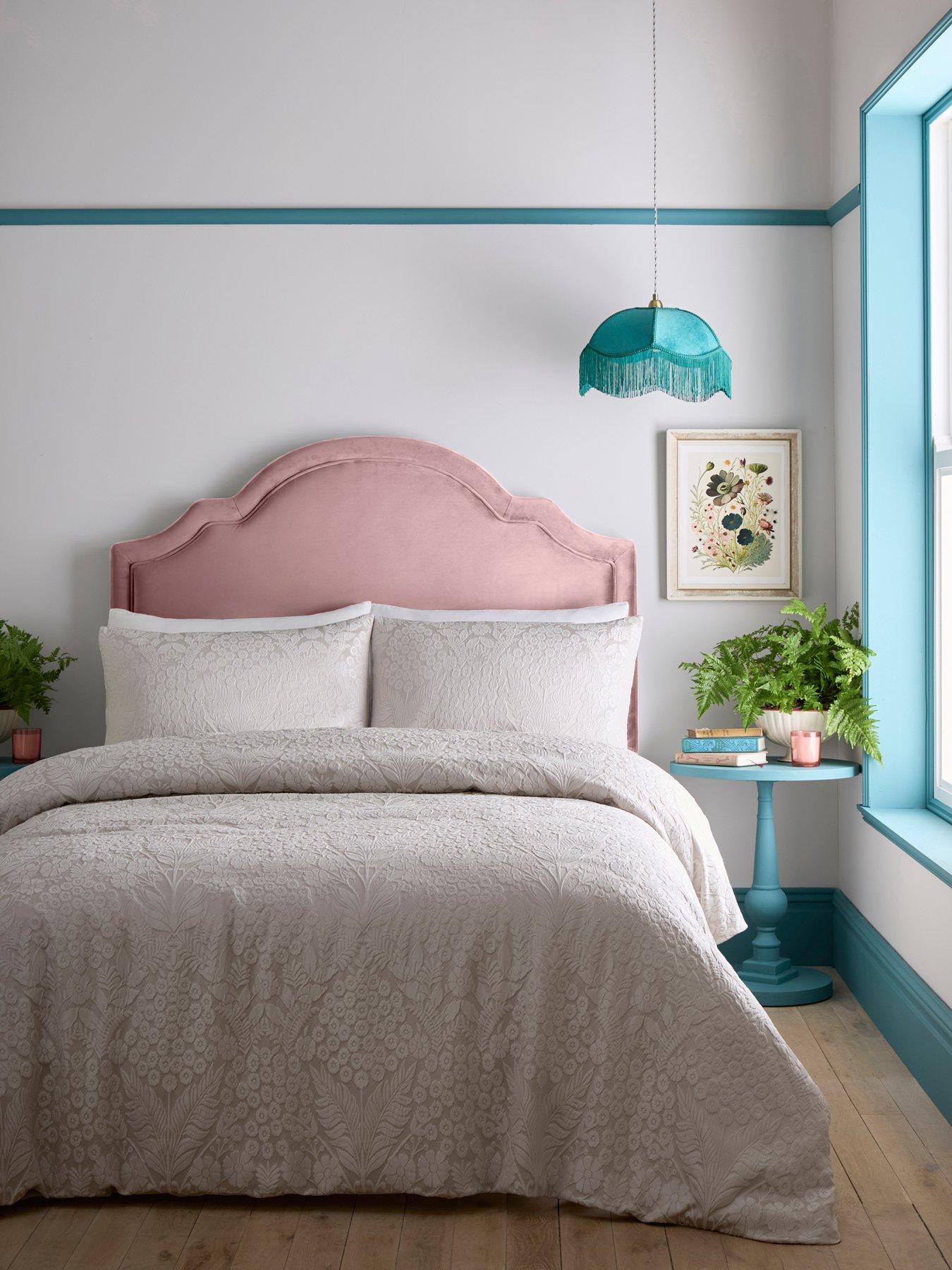 appletree-toria-jacquard-super-king-duvet-cover-set