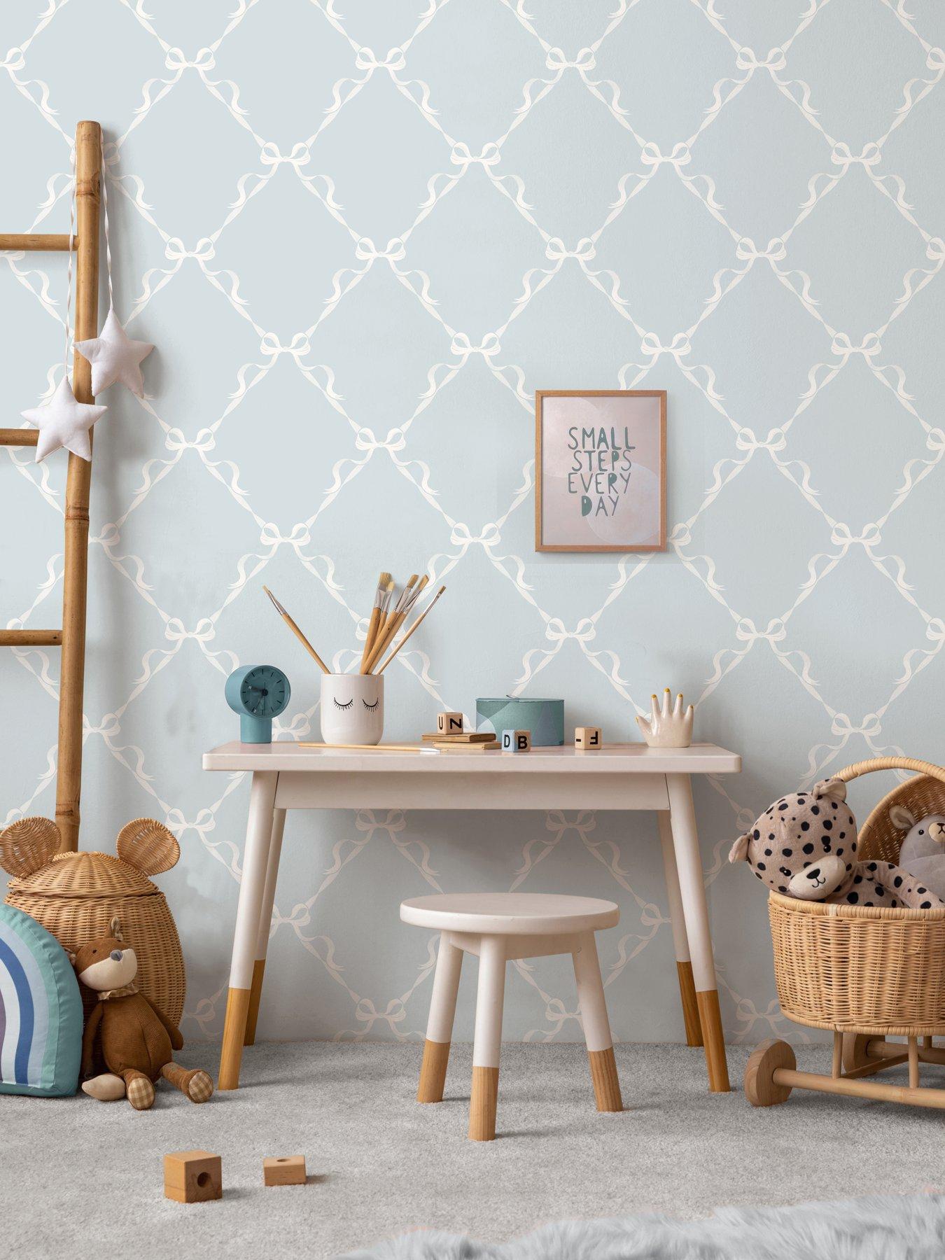 holden-decor-tied-with-a-bow-wallpaper-sky-bluefront