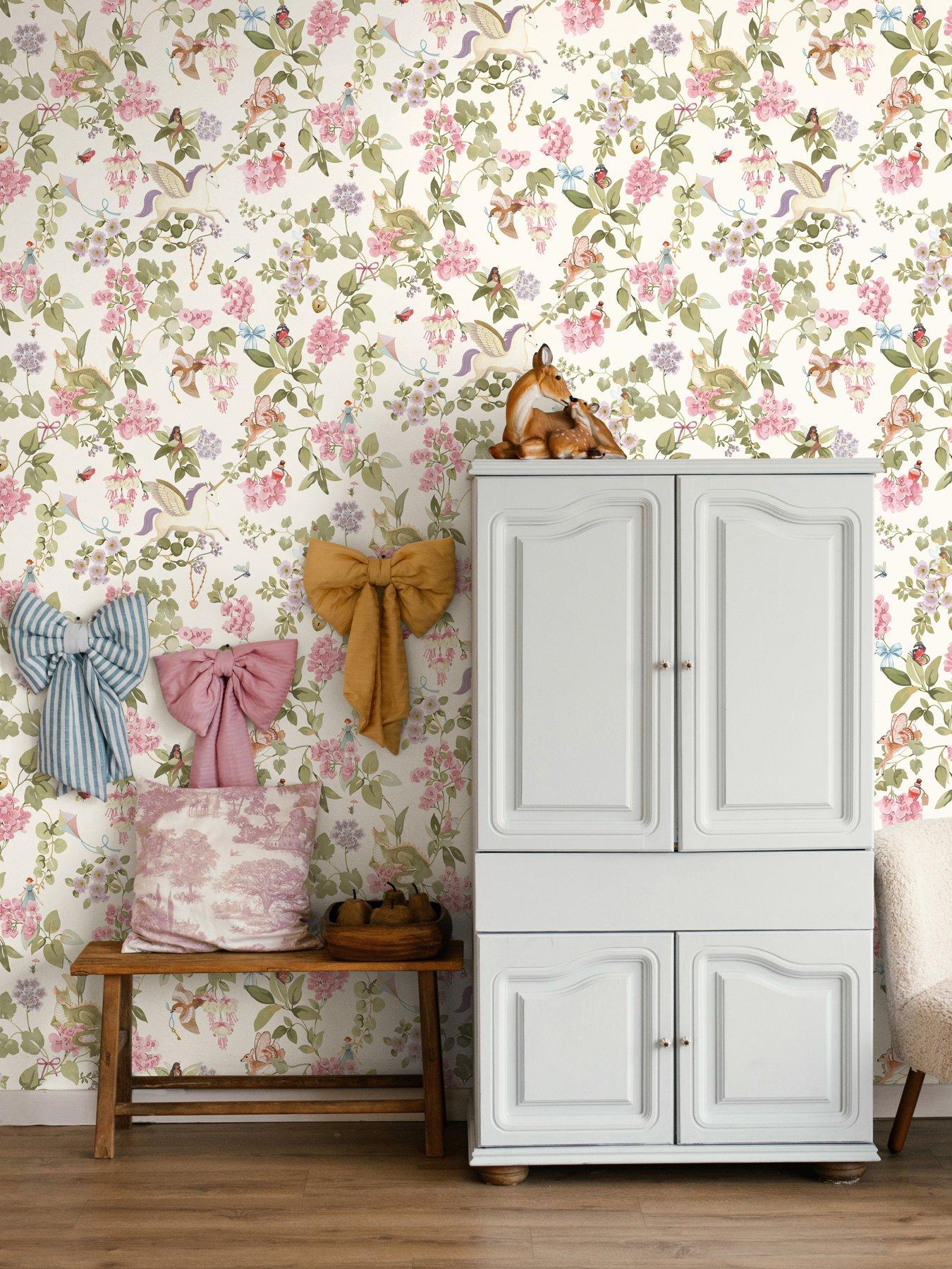 Holden Decor Away With The Fairies Wallpaper - Cream/multi