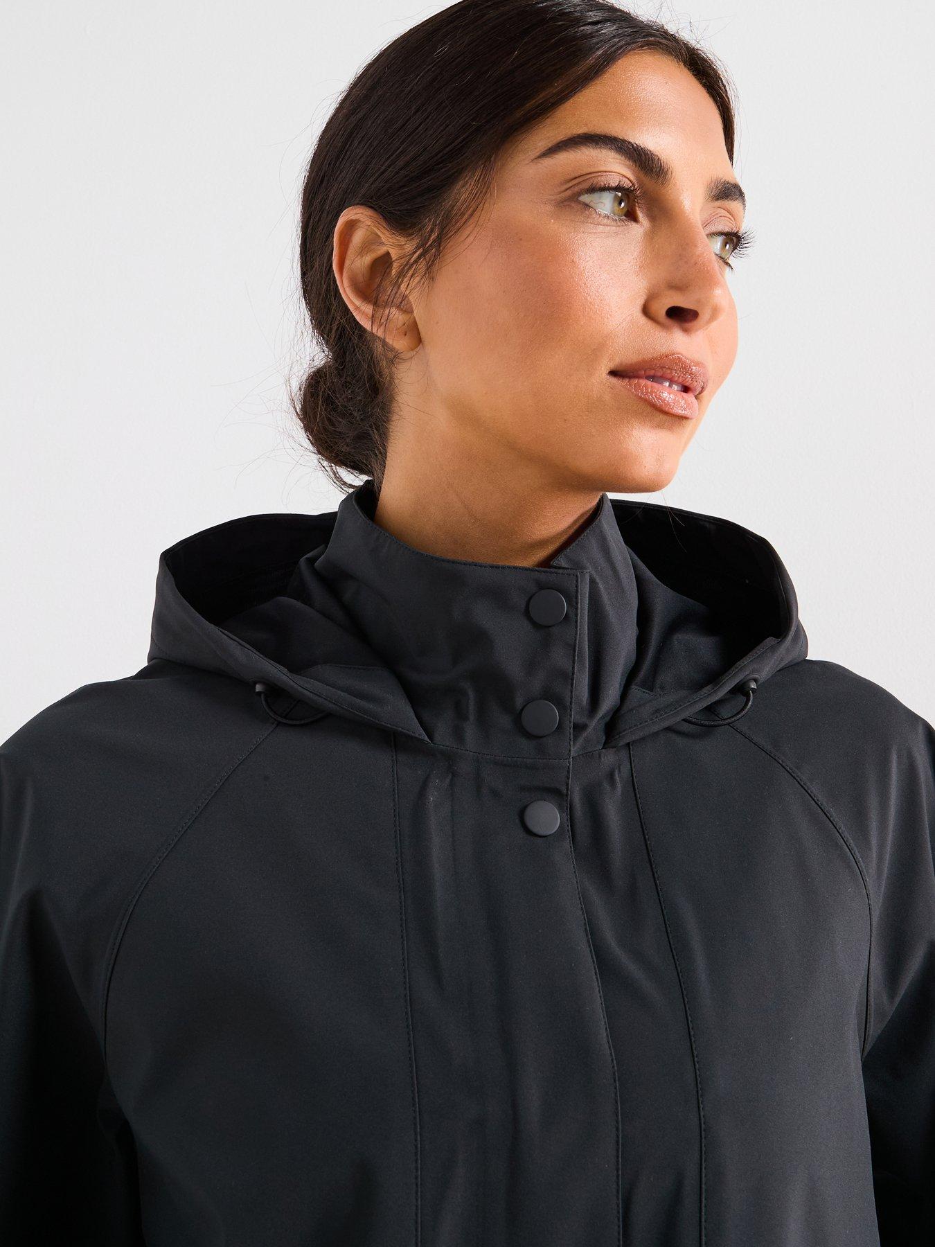 Image 5 of 6 of Sweaty Betty Womens Training Motion Waterproof Cropped Parka - Black
