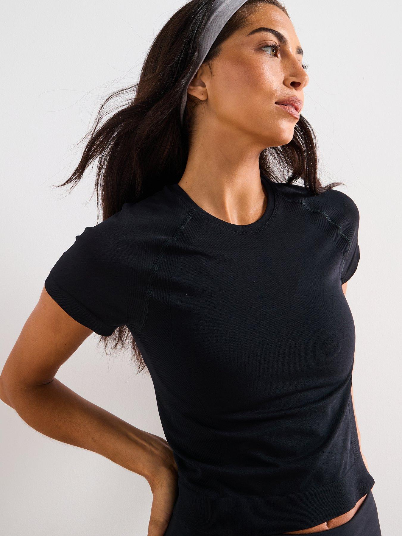 sweaty-betty-womens-training-athlete-crop-seamless-workout-t-shirt-black