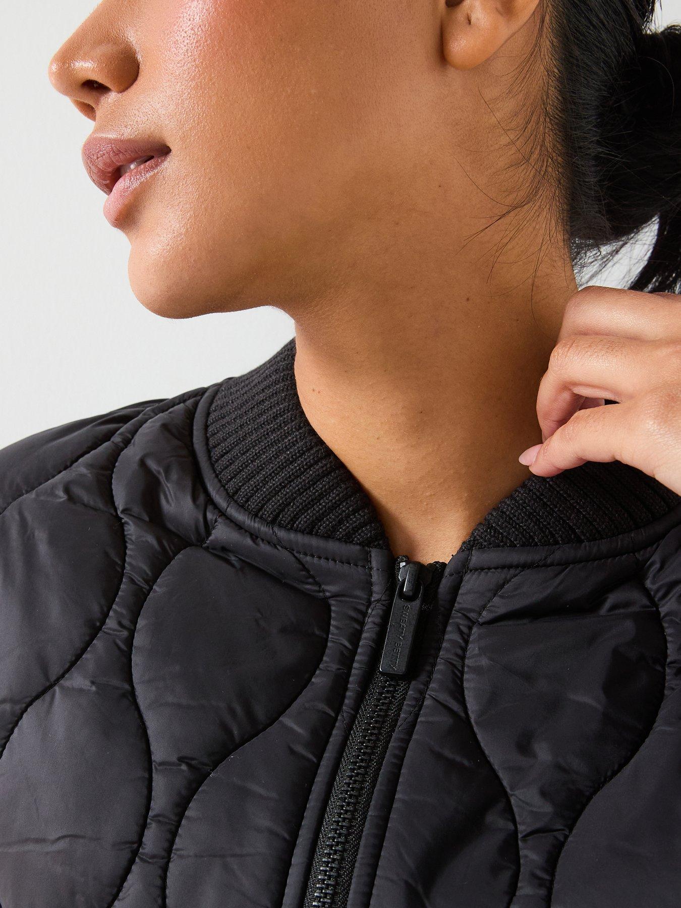 Image 4 of 6 of Sweaty Betty Womens On The Move Jacket - Black