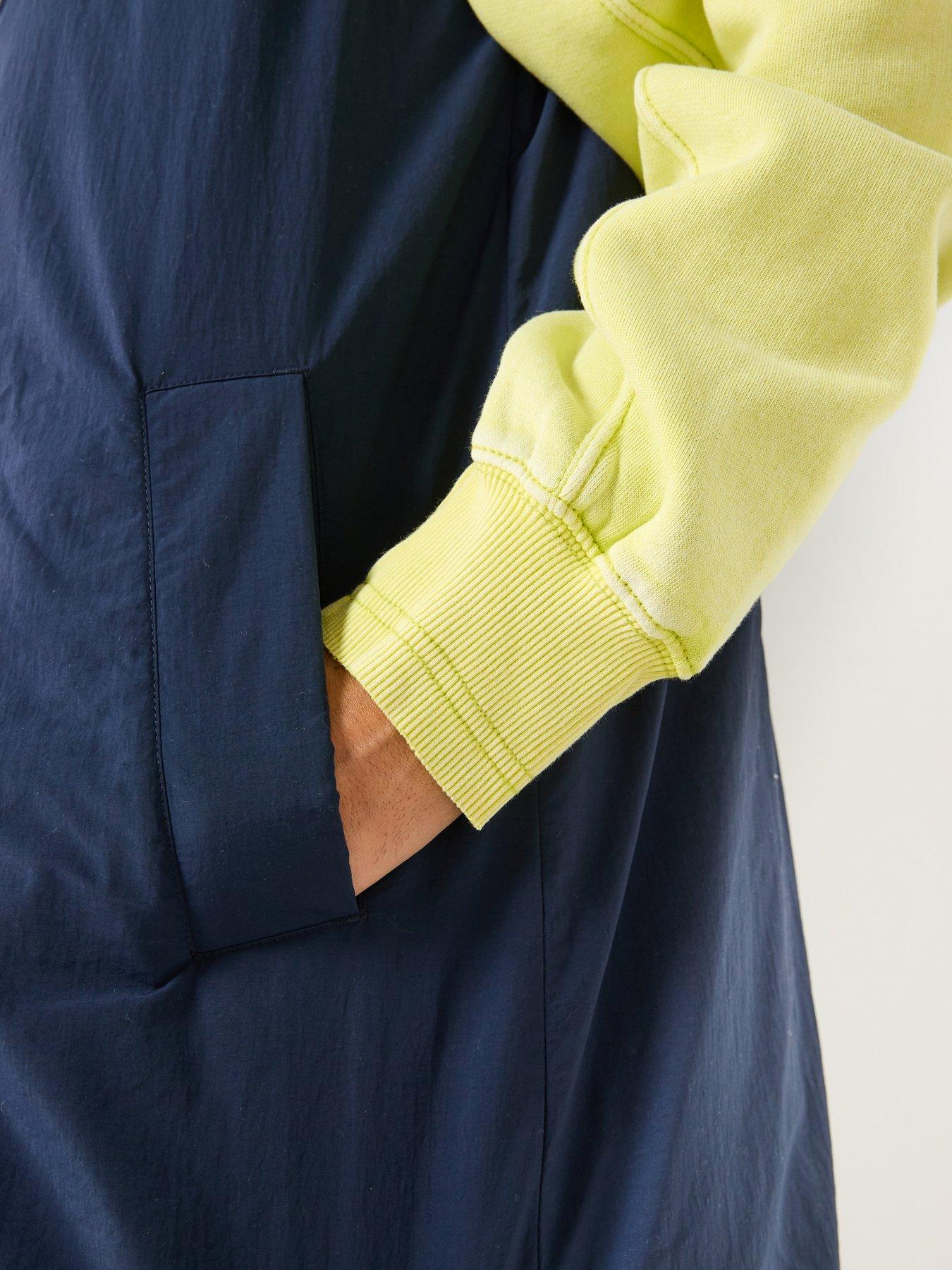 Image 6 of 6 of Sweaty Betty Womens Primaloft Gilet - Navy