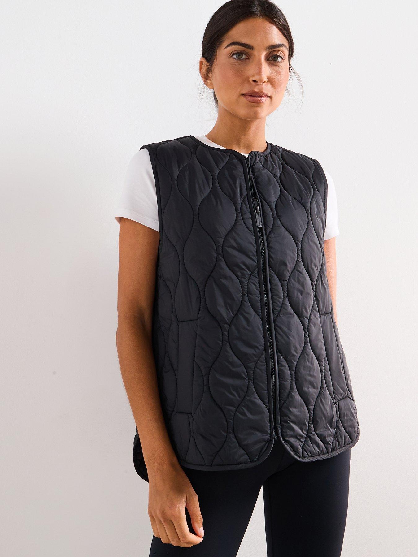 sweaty-betty-womens-training-on-the-move-gilet-black