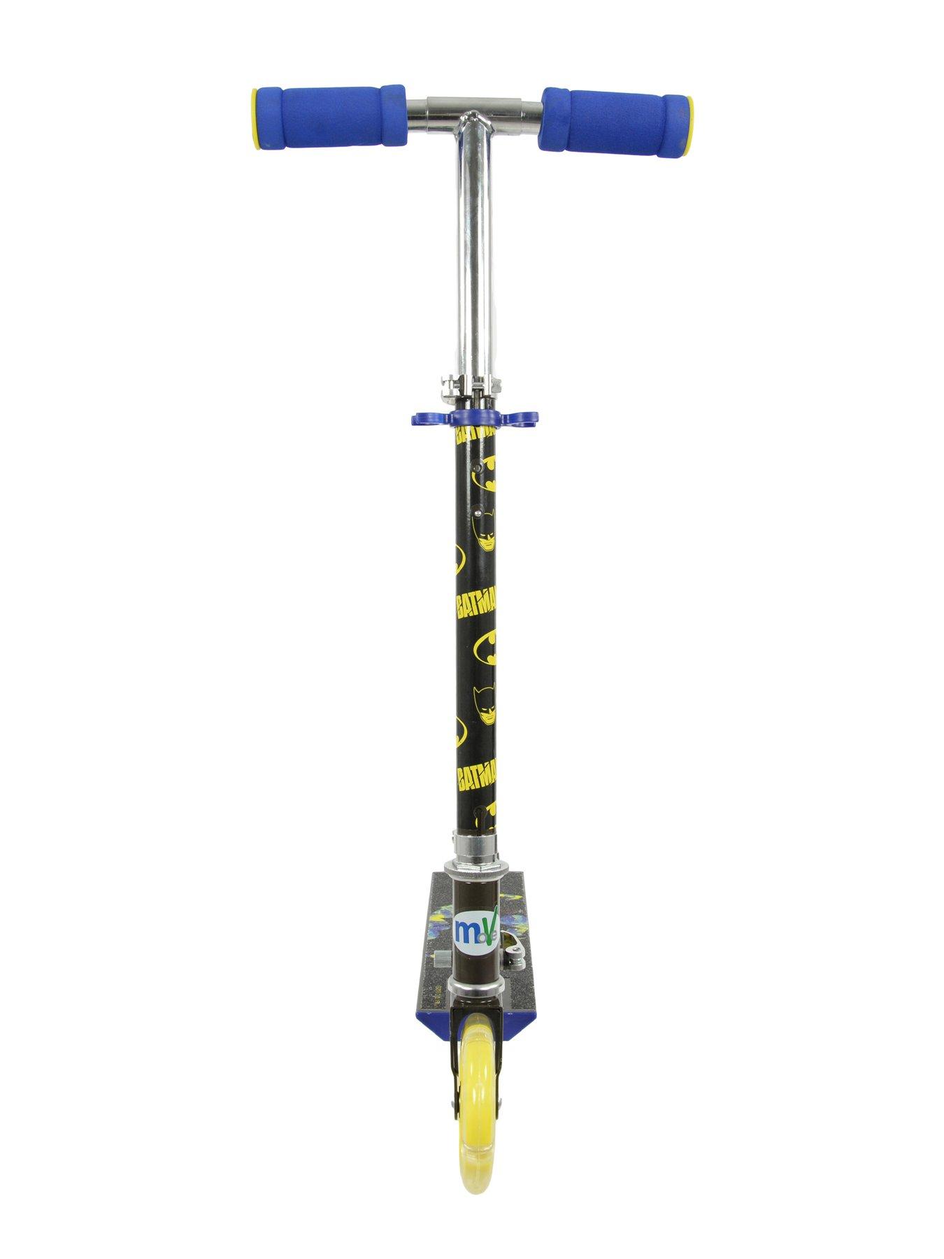 batman-folding-inline-scooter-with-light-up-wheelsback