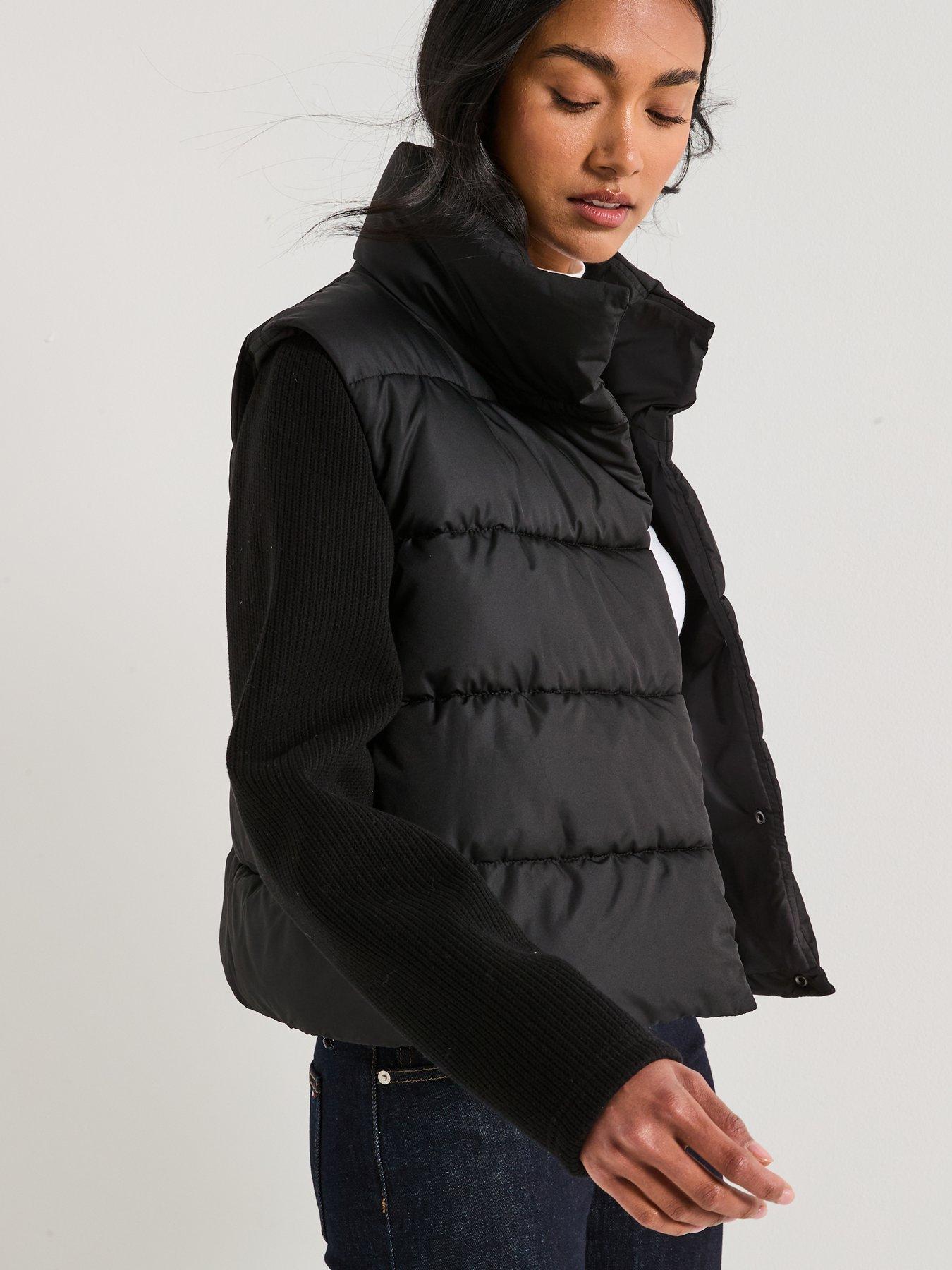 barbour-international-san-telmo-padded-knit-sleeve-jacket-blackdetail