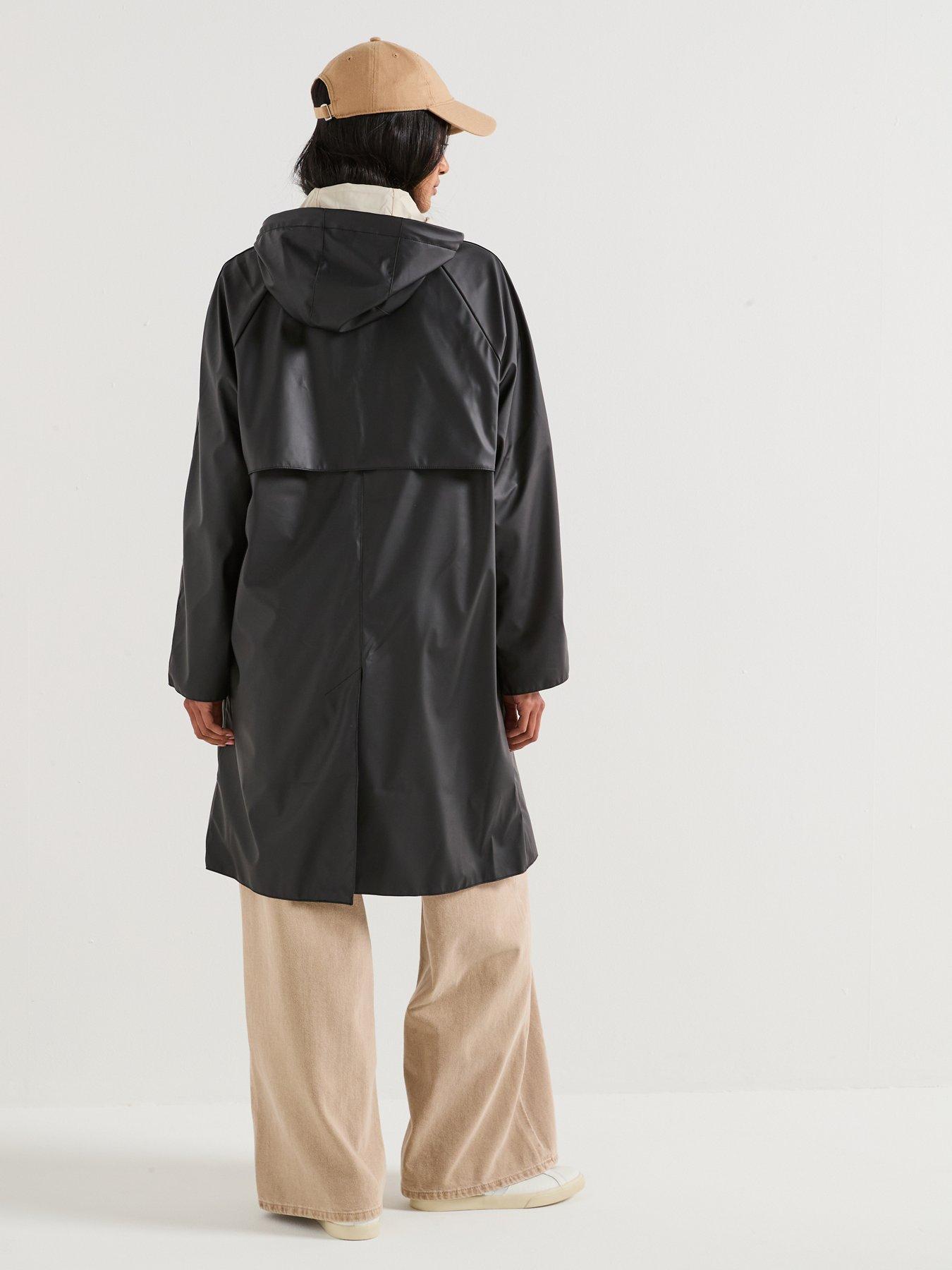 Image 2 of 6 of Barbour International Recoleta Showerproof Jacket - Black
