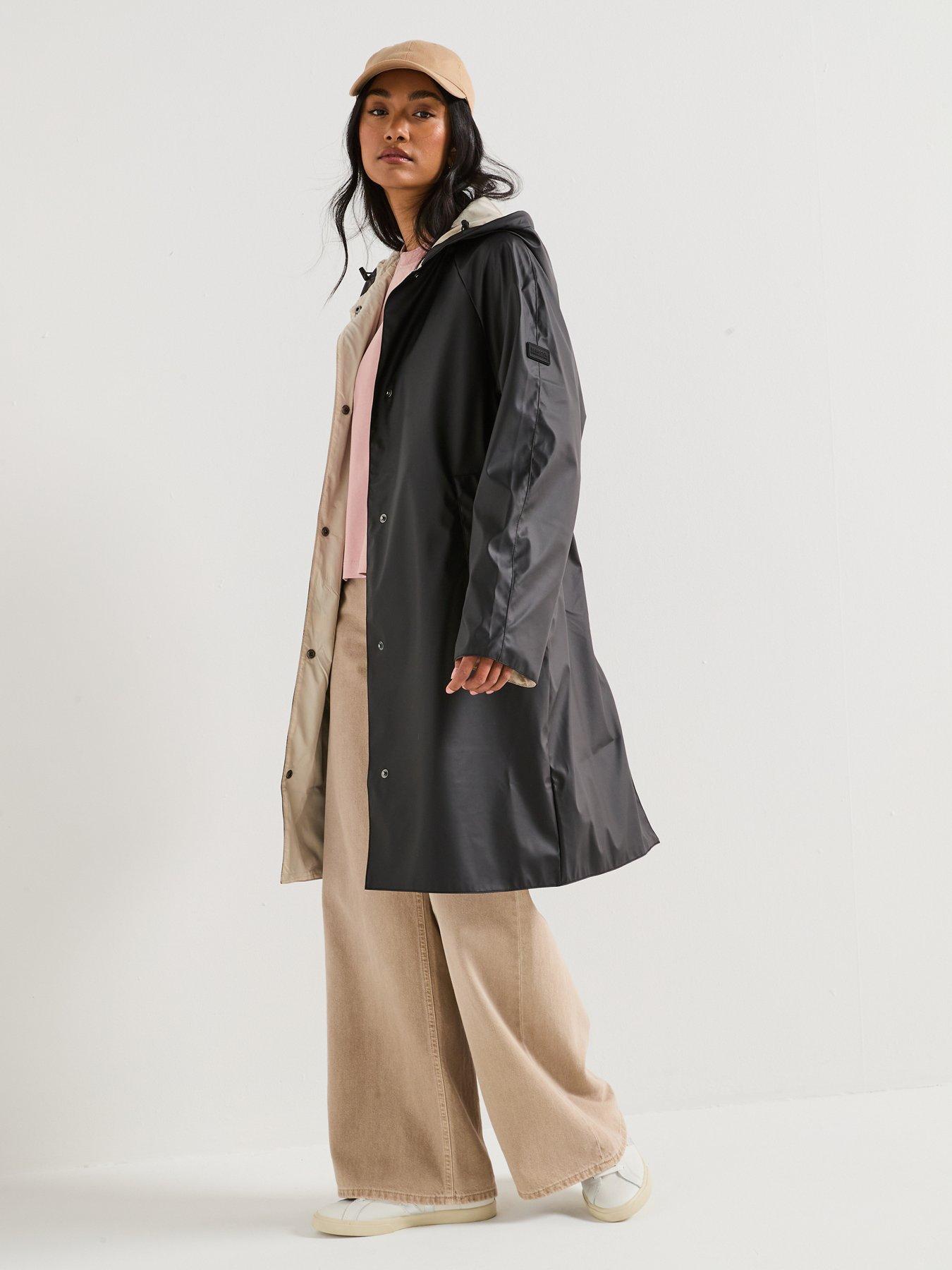 Image 5 of 6 of Barbour International Recoleta Showerproof Jacket - Black