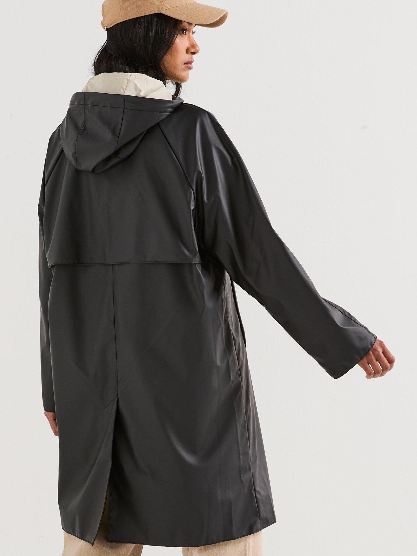 Image 6 of 6 of Barbour International Recoleta Showerproof Jacket - Black