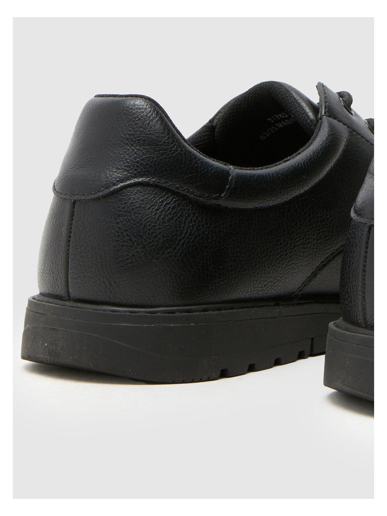 schuh-reed-chunky-lace-up-shoes-blackoutfit