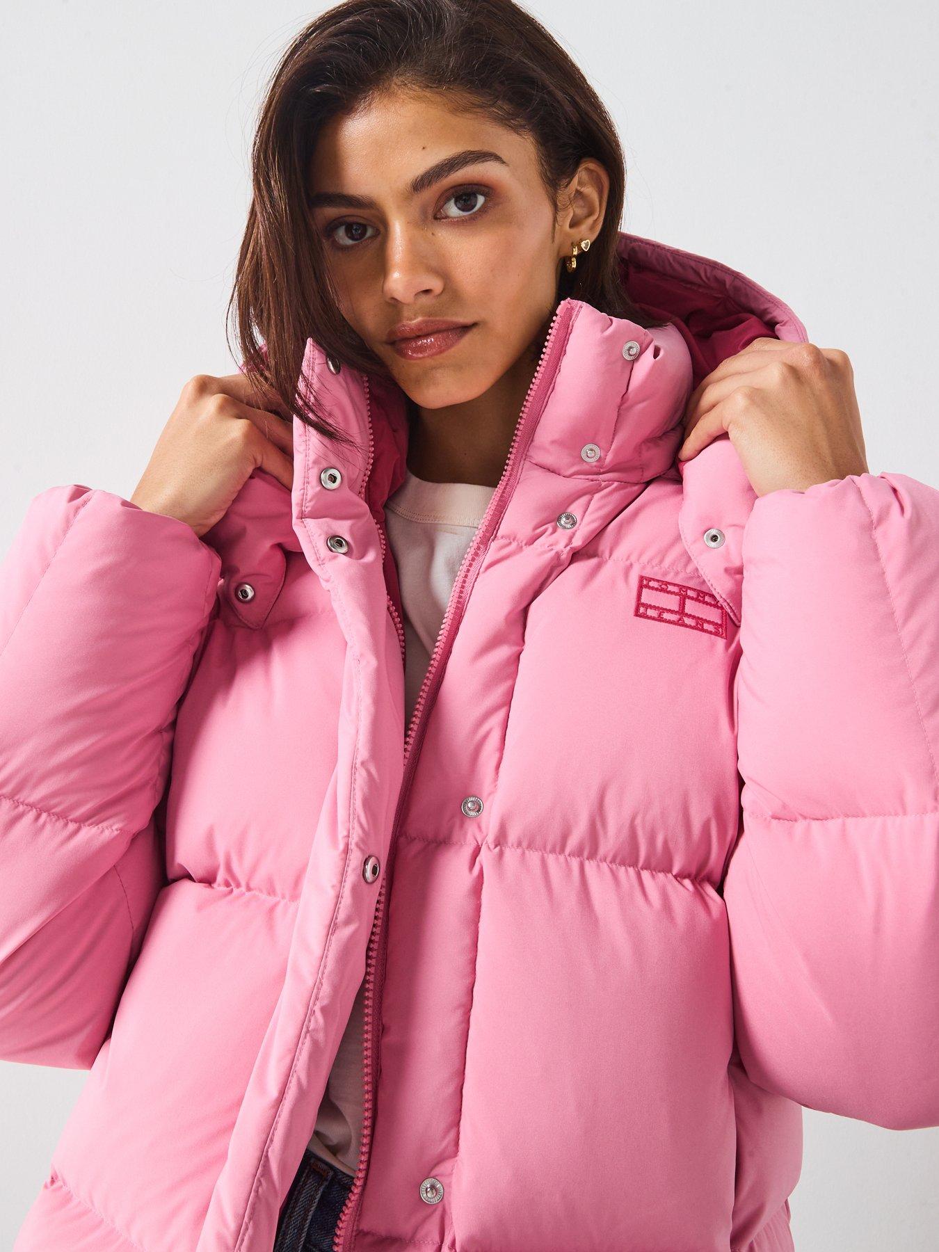 tommy-jeans-alaska-grid-down-coat-pinkdetail
