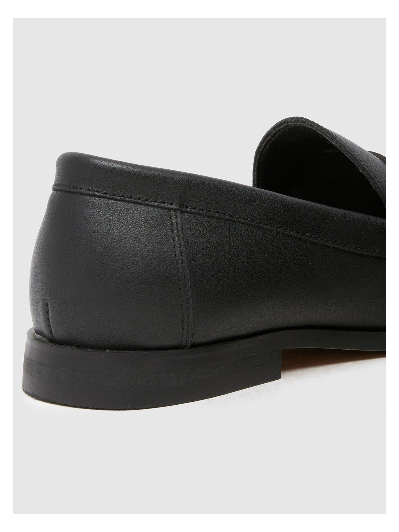schuh-rome-leather-loafer-blackoutfit