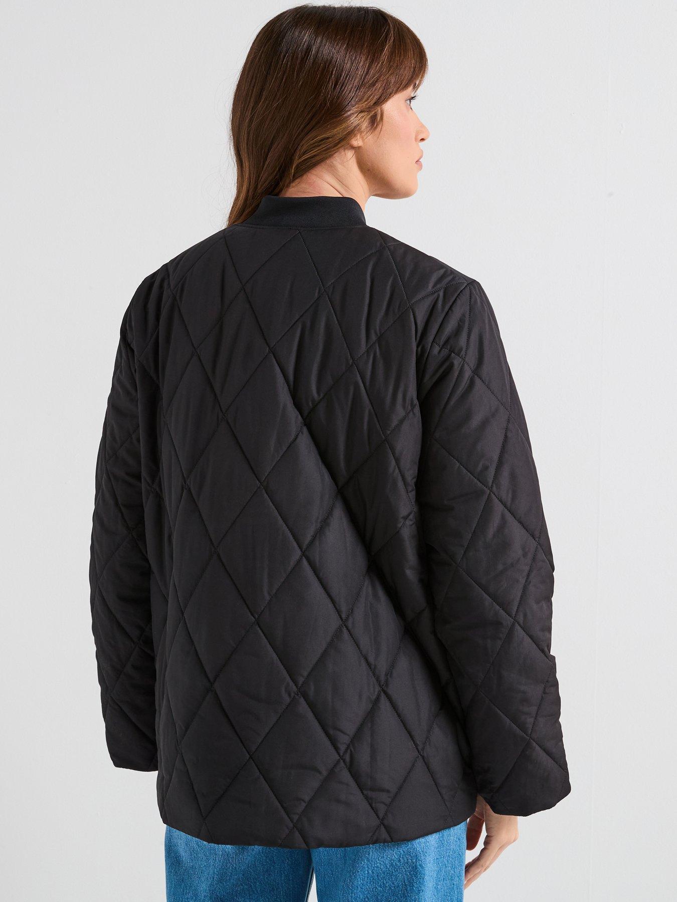 barbour-leonie-quilted-jacket-blackstillFront