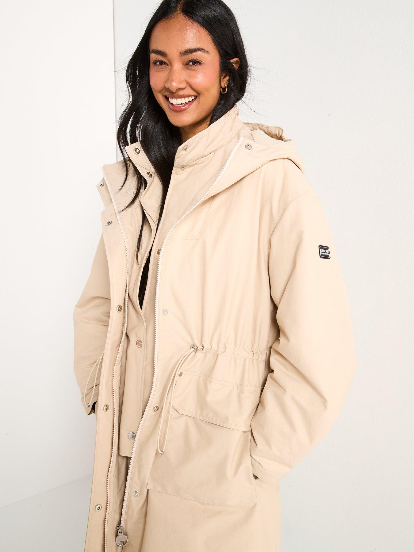 barbour-international-gabriella-showerproof-jacket-off-whiteoutfit
