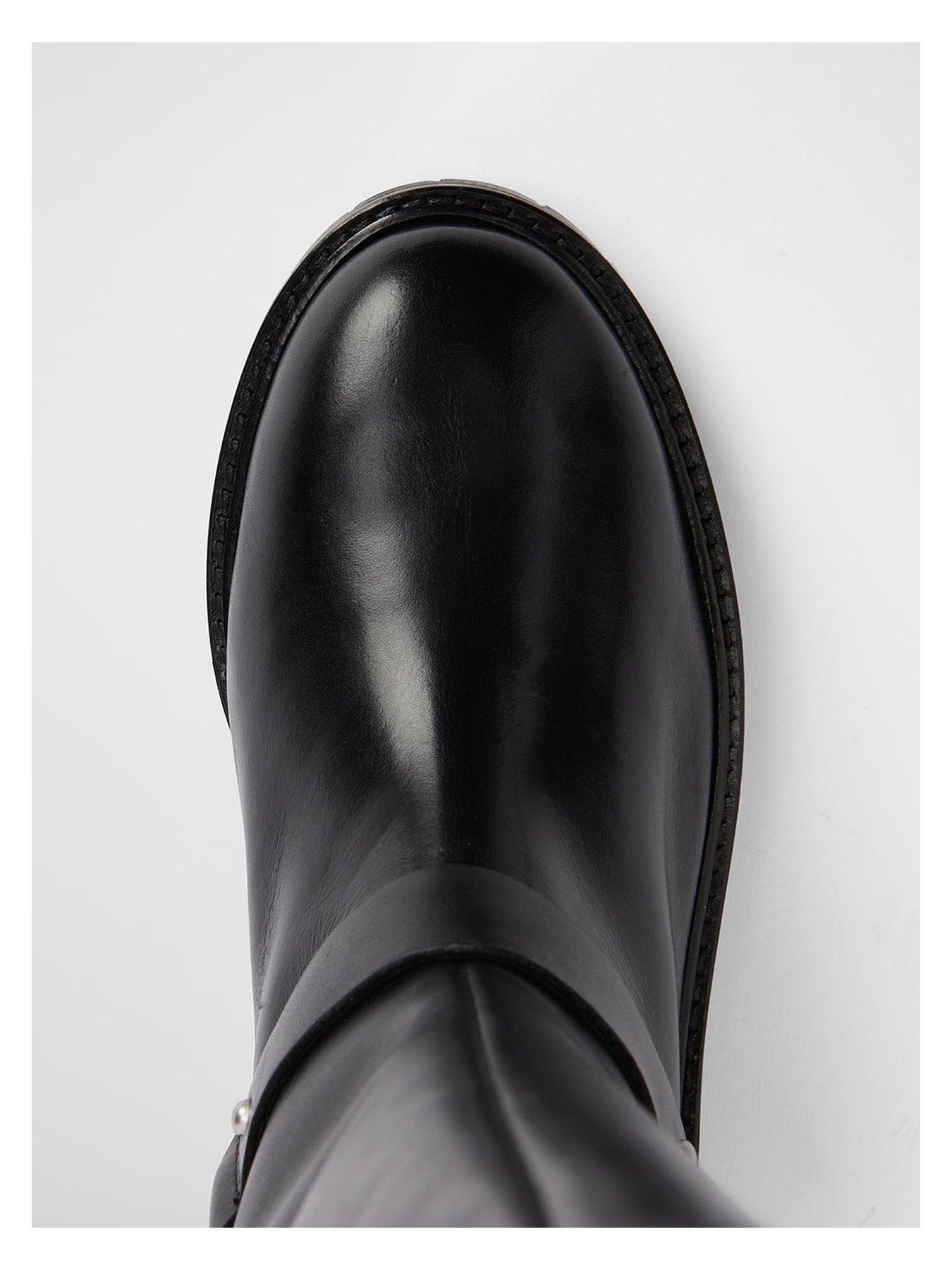 barbour-freya-harness-boot-blackoutfit