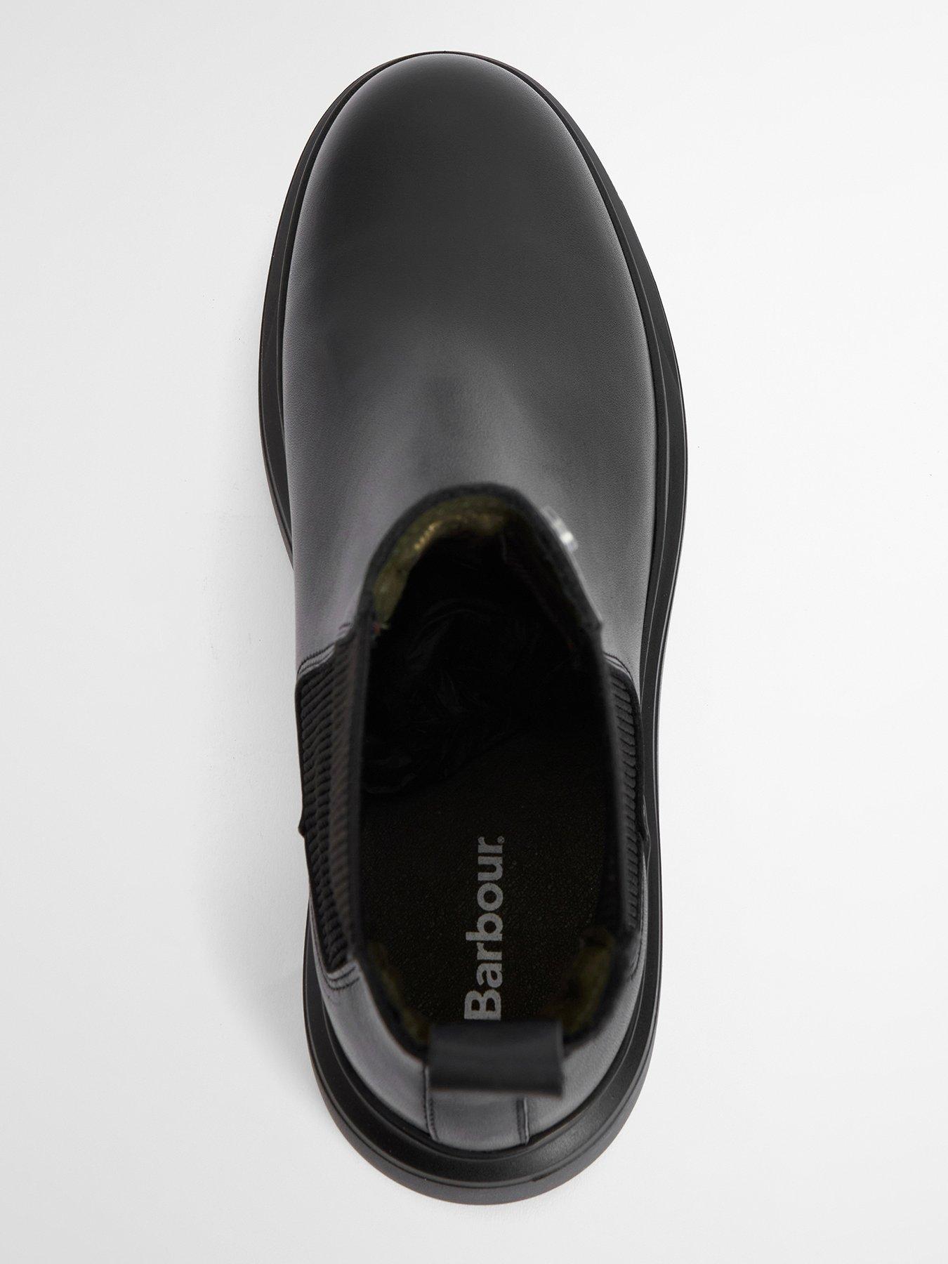 barbour-celina-chelsea-boot-blackoutfit