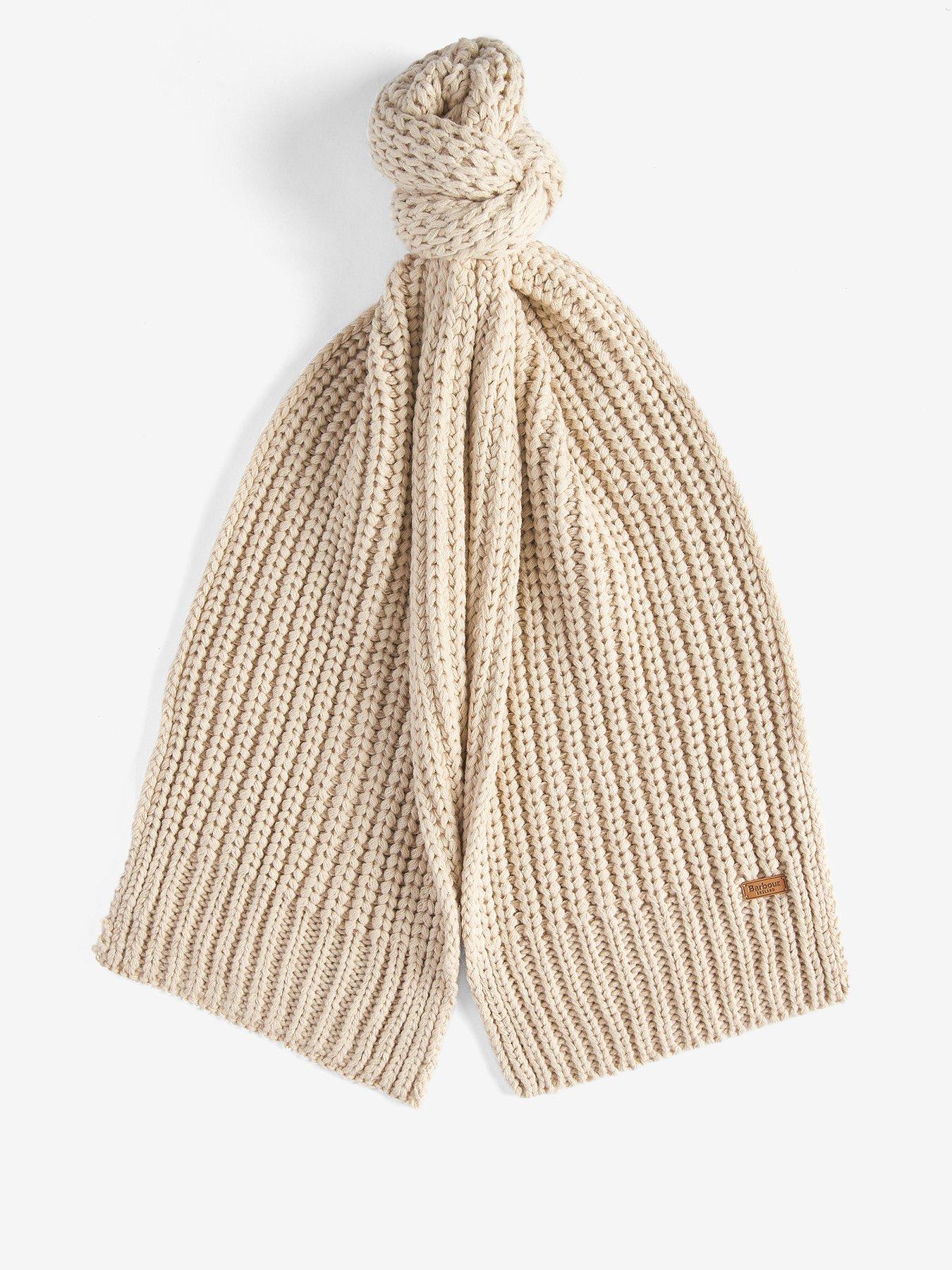 Image 4 of 5 of Barbour Saltburn Beanie &amp; Scarf Gift Set