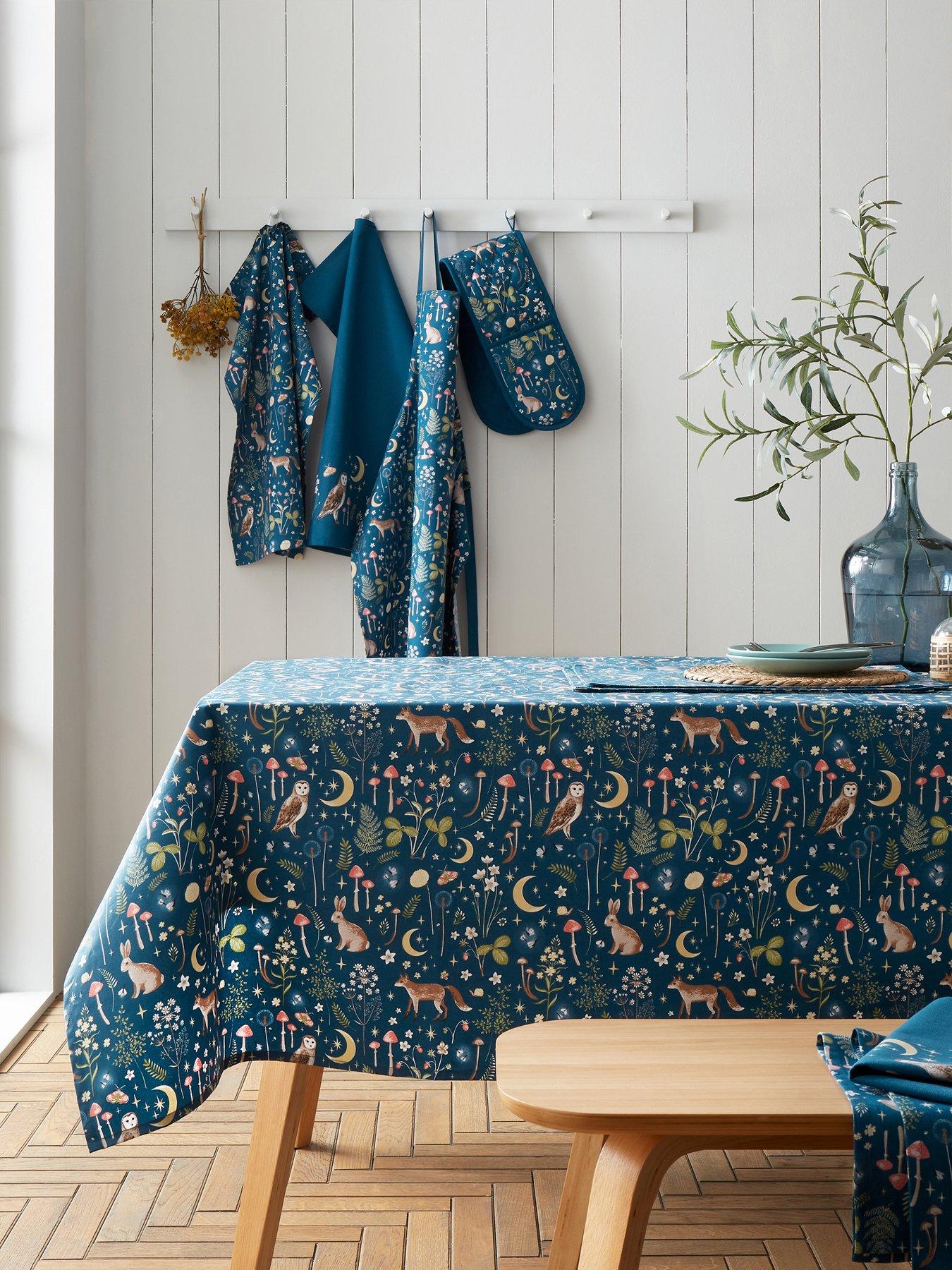 Catherine Lansfield Enchanted Twilight Table Cloth- 137x229cm