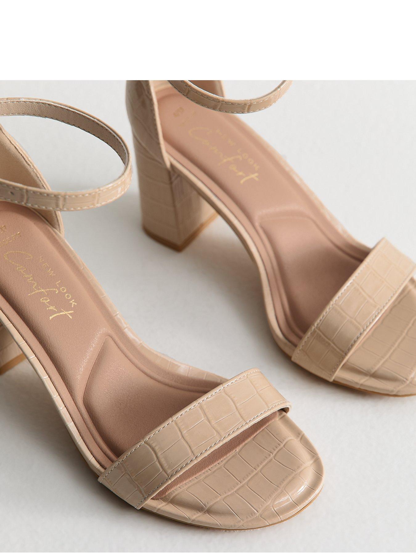 new-look-wide-fit-off-white-snake-effect-block-heel-sandalsoutfit