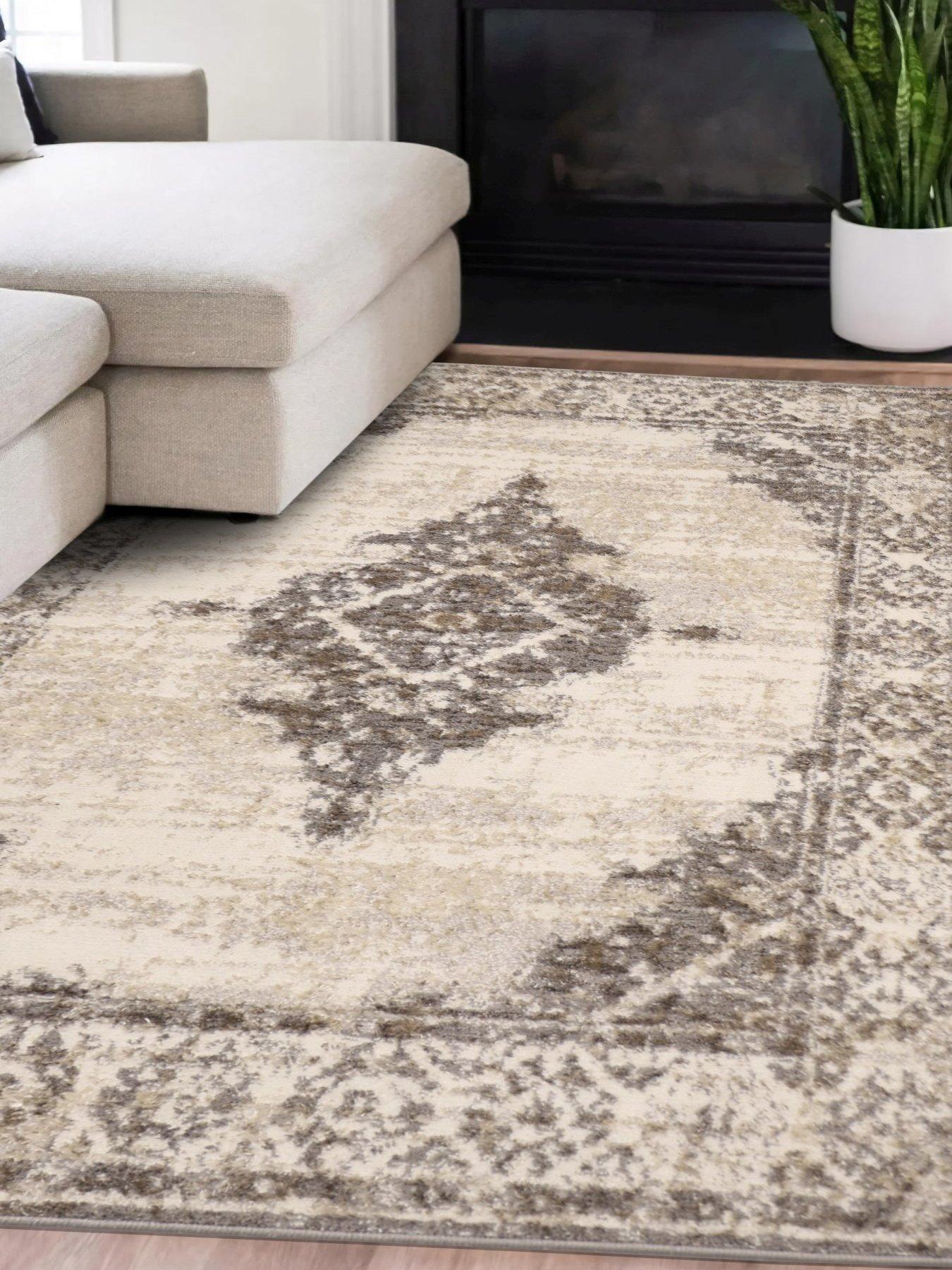 Image 1 of 4 of The Very Collection Cadiz Traditional Rug - Grey