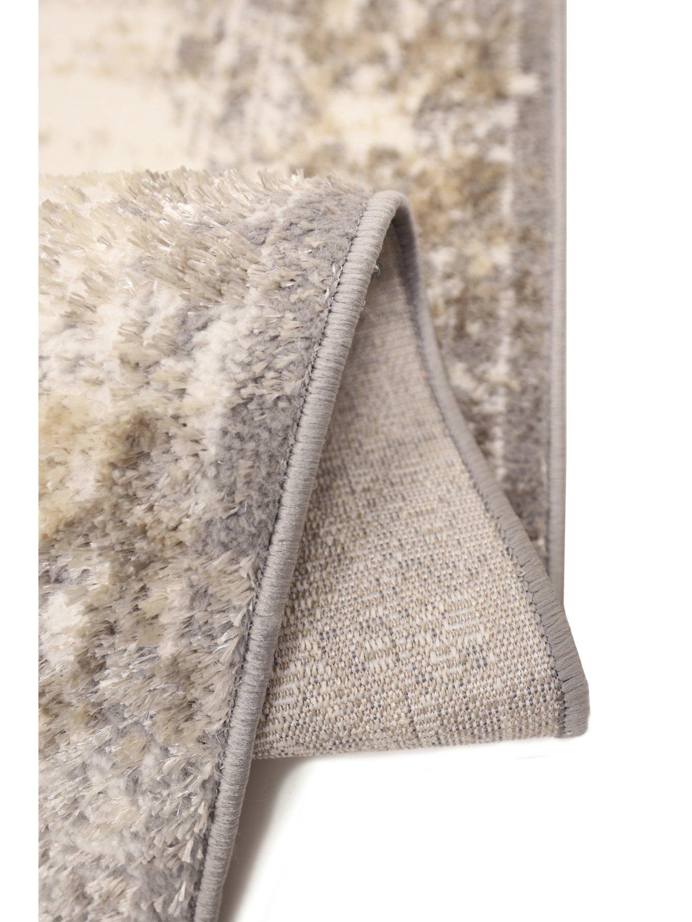 Image 4 of 4 of The Very Collection Cadiz Traditional Rug - Grey