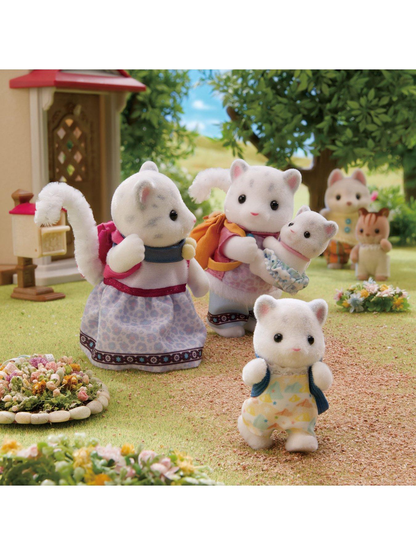 Image 3 of 7 of Sylvanian Families Snow Leopard Family Set