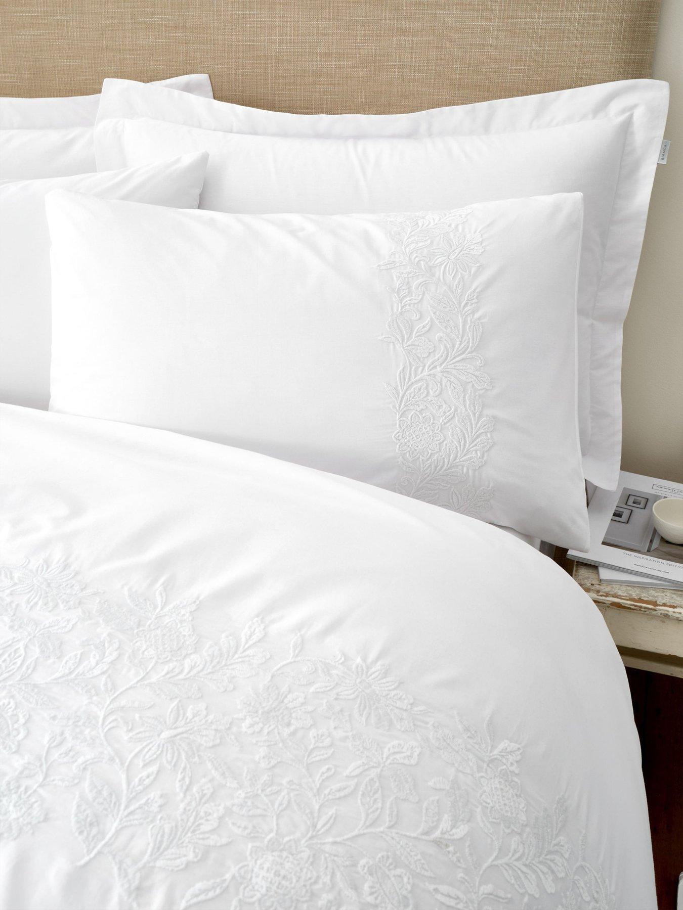 bianca-embroidery-floral-200-thread-count-cotton-duvet-set-whiteback