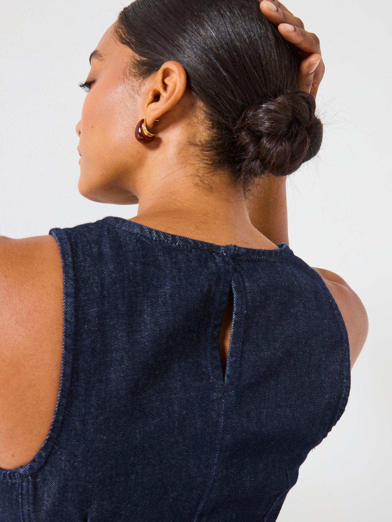 mango-short-denim-dress-blueoutfit