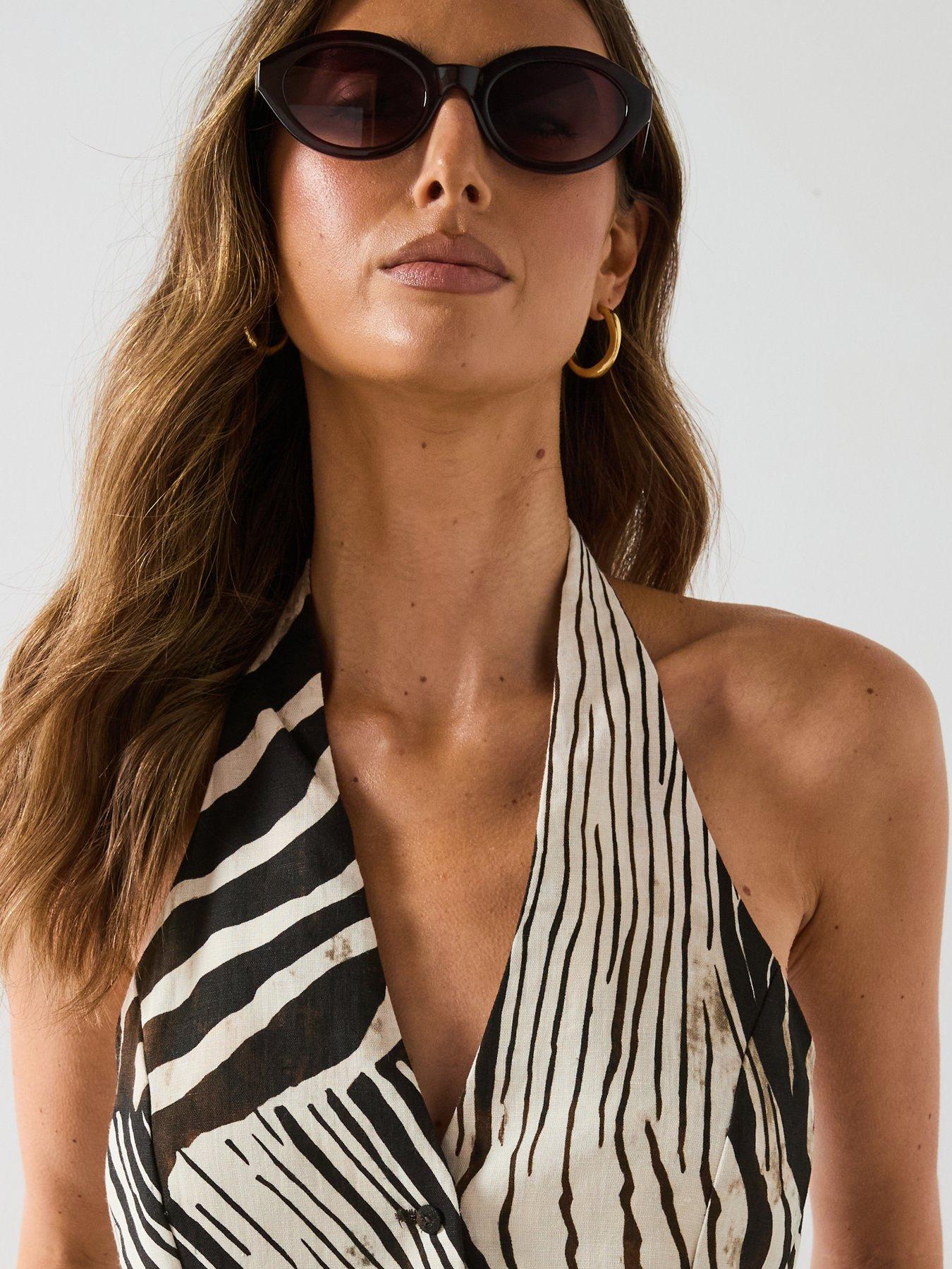 mango-zebra-print-linen-vest-brownoutfit