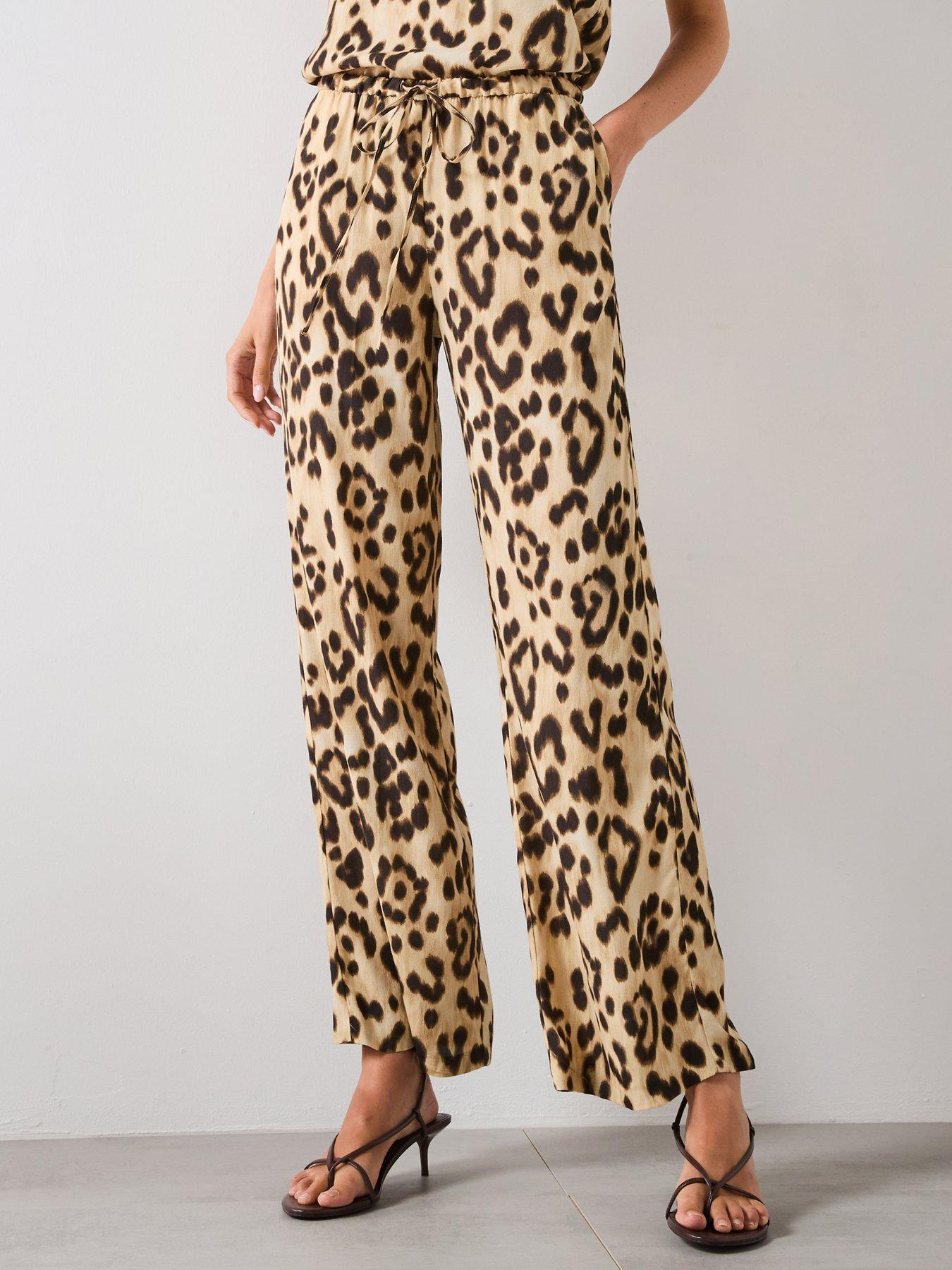 mango-fluid-animal-print-trousers-beige