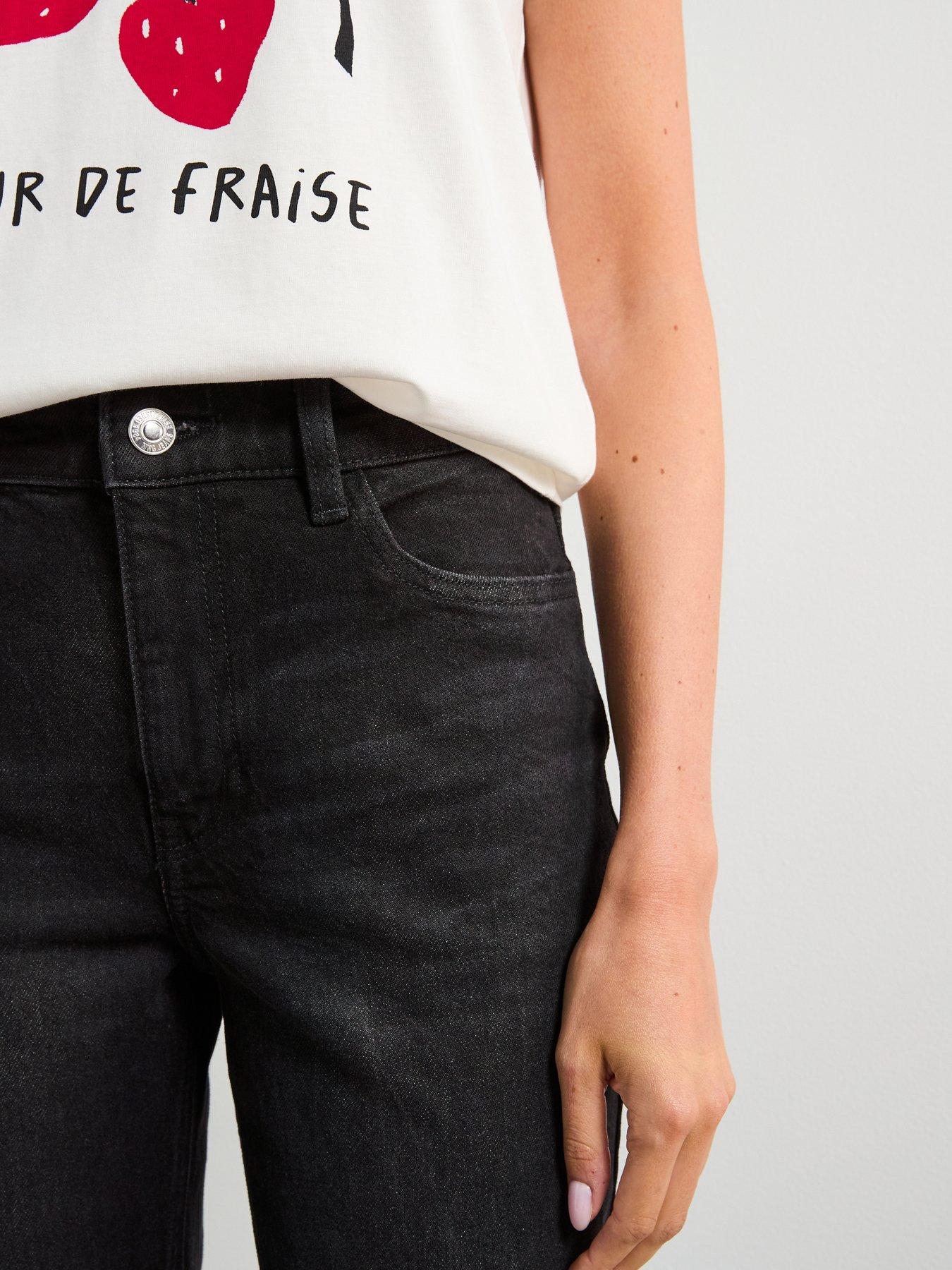 mango-newmom-comfort-high-rise-jeans-blackoutfit