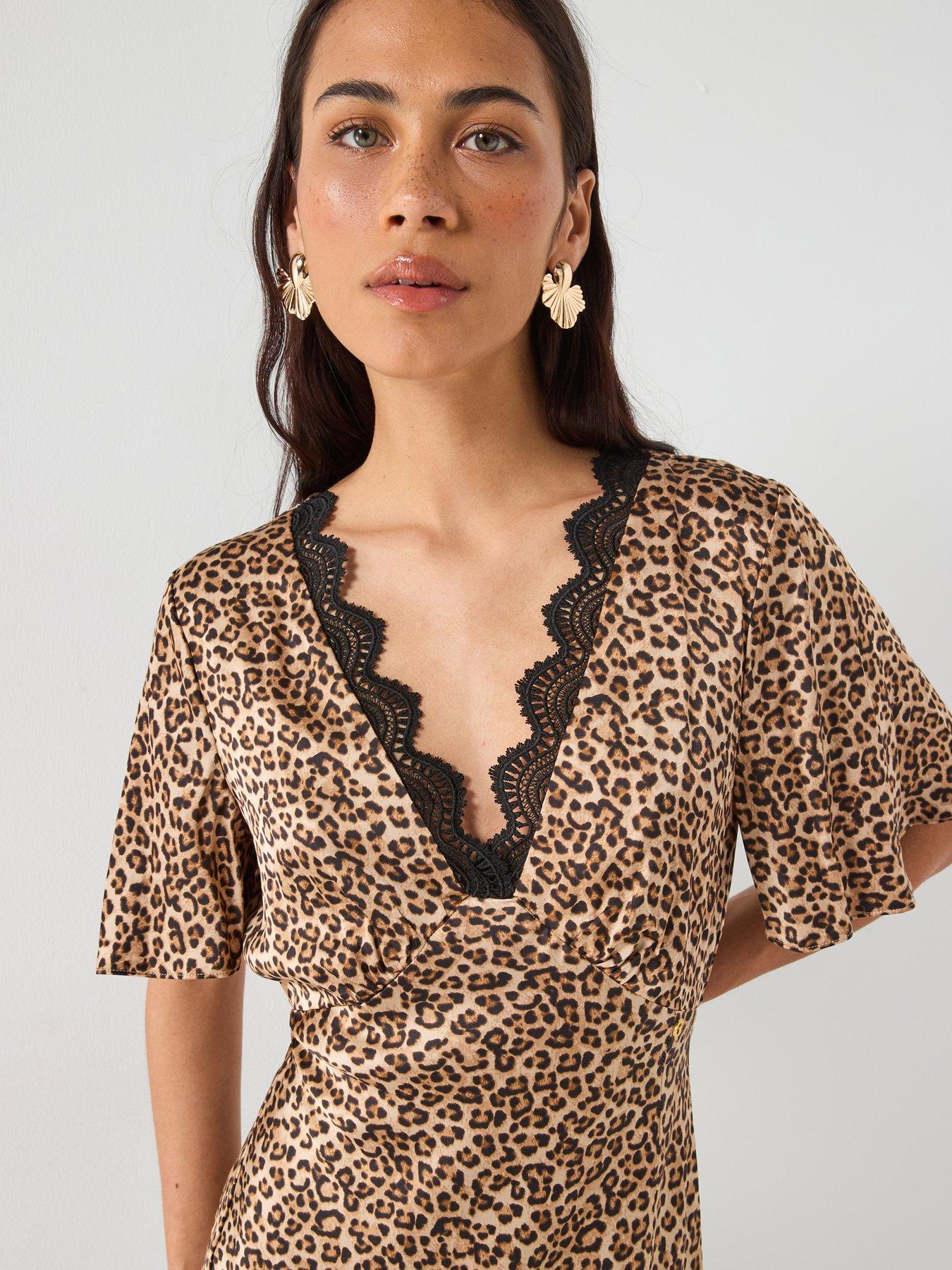 Image 6 of 6 of Guess Short Sleeve Martine Split Long Dress - Brown
