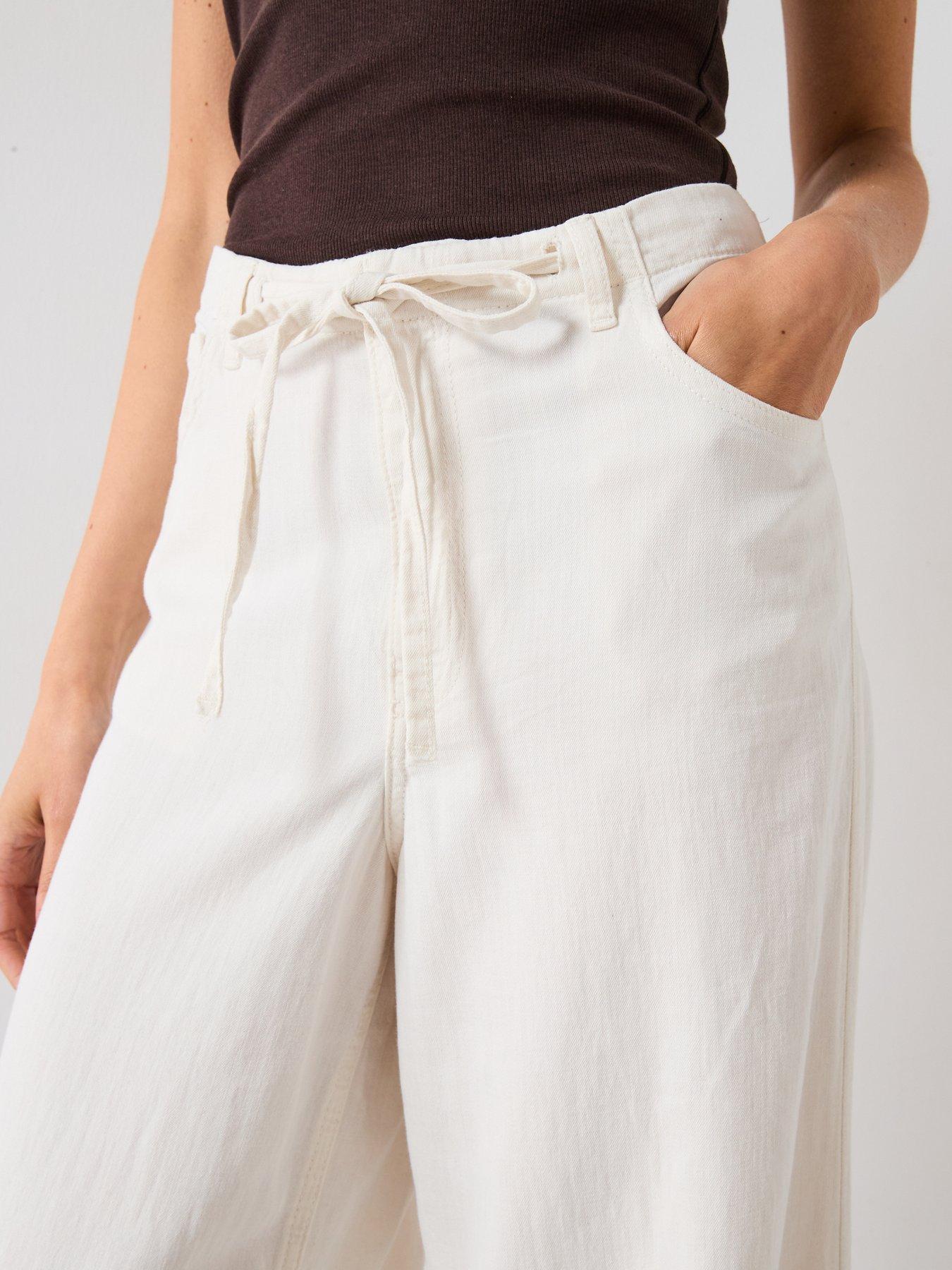 mango-wide-leg-denim-trousers-with-belt-creamoutfit