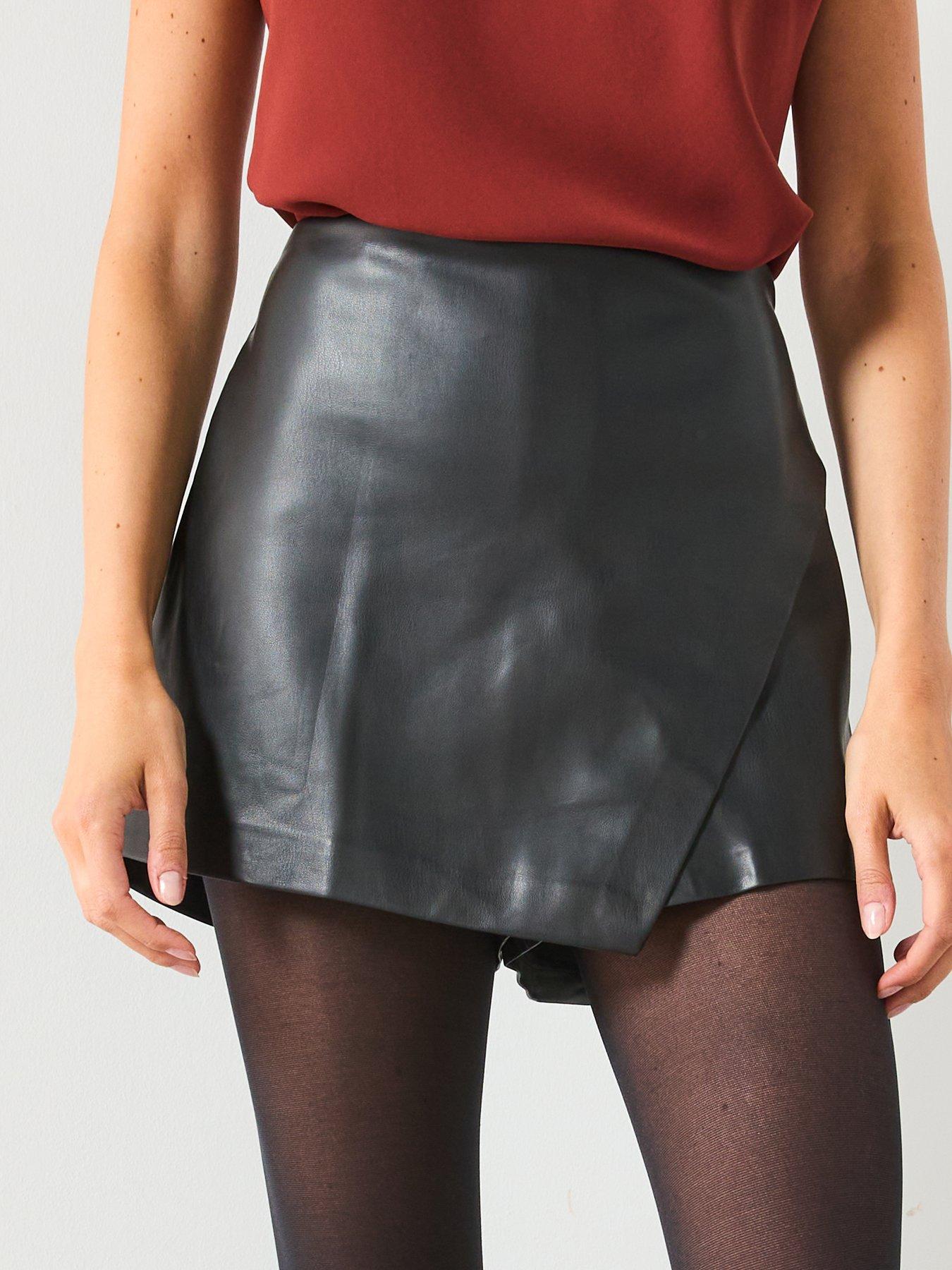 Image 4 of 6 of Mango Faux Leather Skort - Black