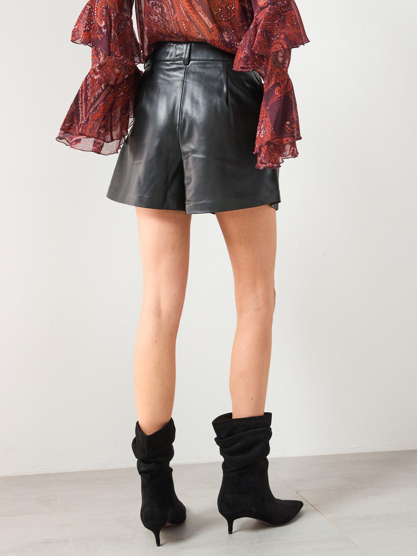 mango-faux-leather-shorts-blackstillFront