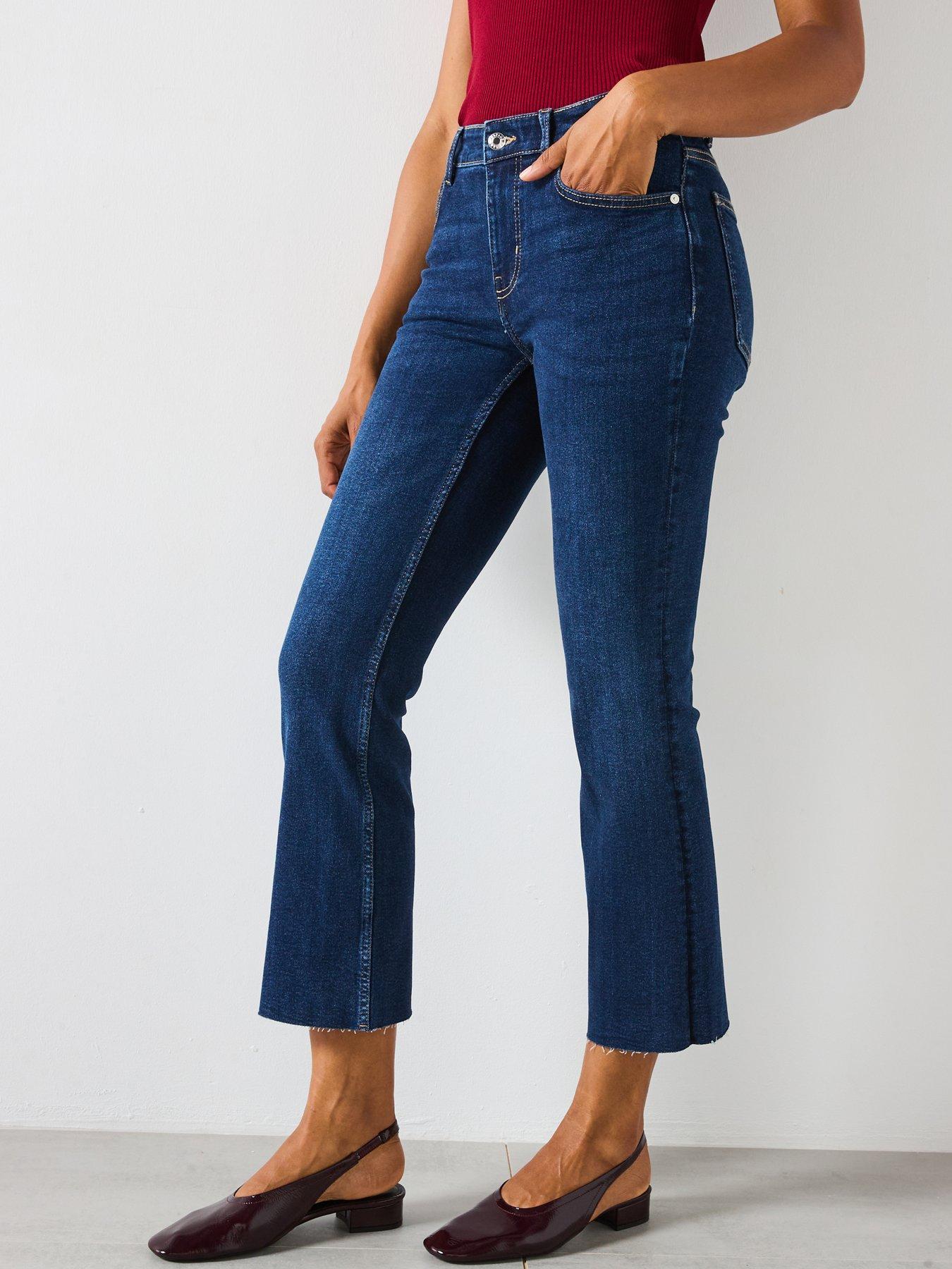 mango-sienna-flared-cropped-jeans-blueoutfit