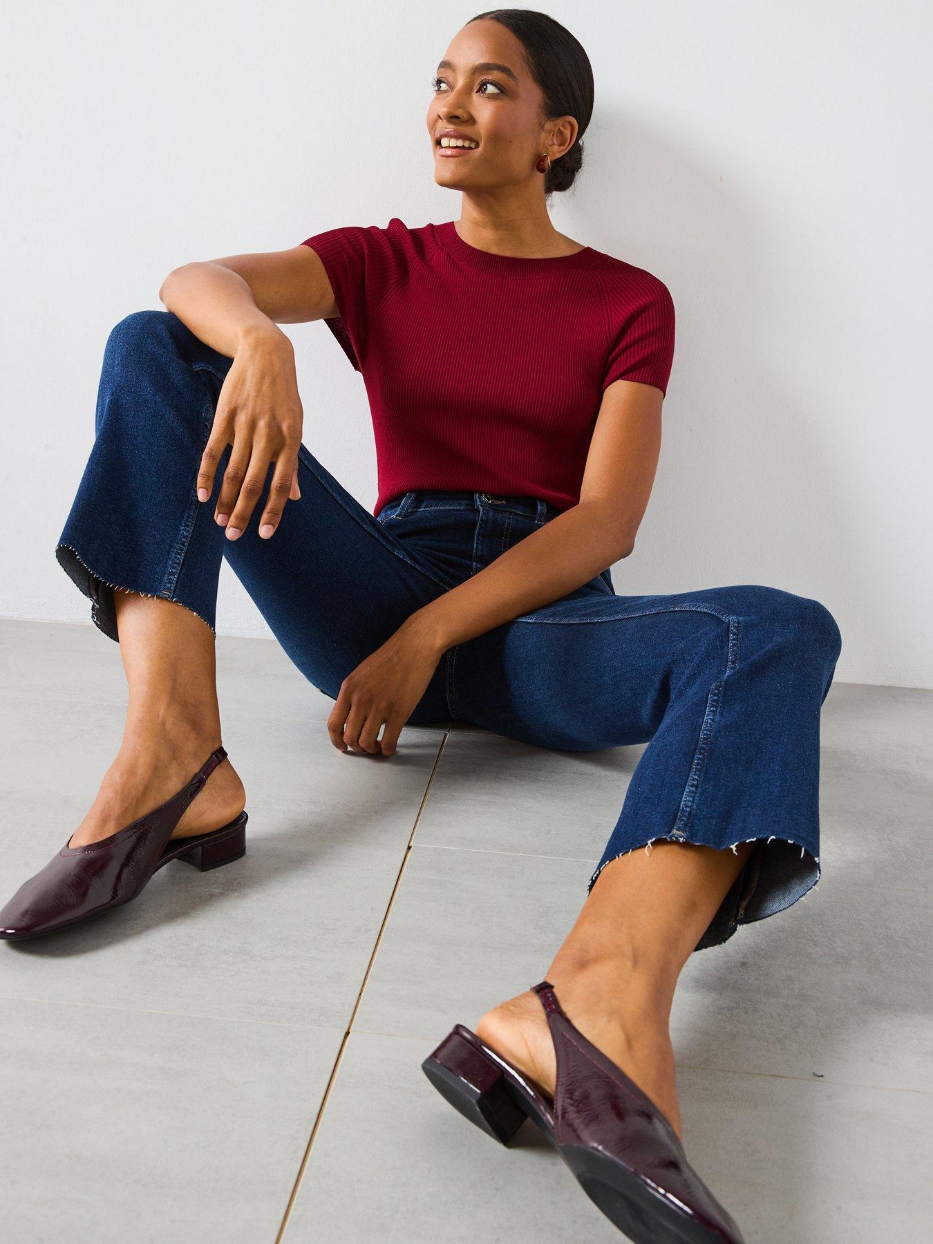 mango-sienna-flared-cropped-jeans-bluedetail