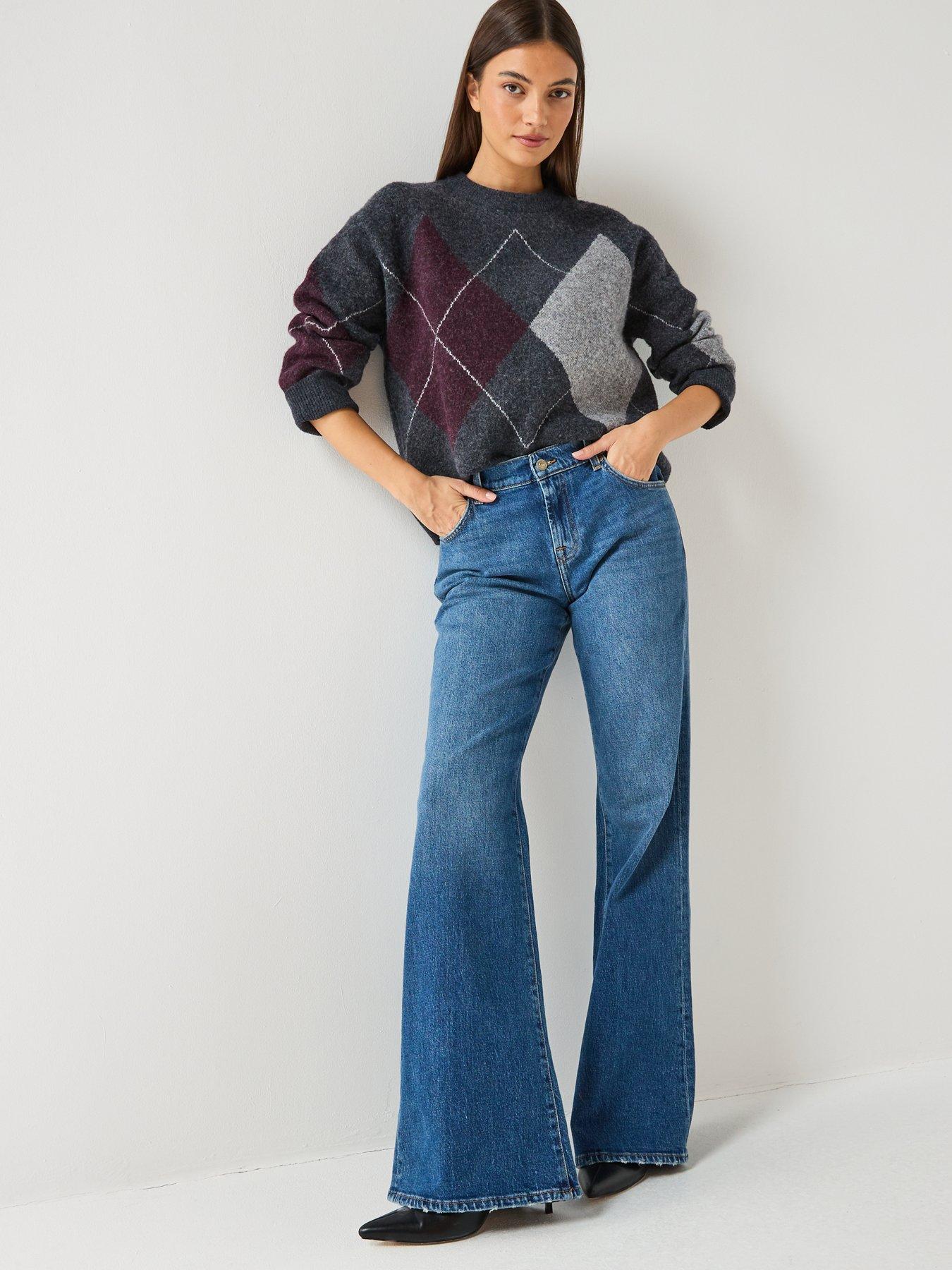 7-for-all-mankind-spencer-flare-jeans-dark-washback