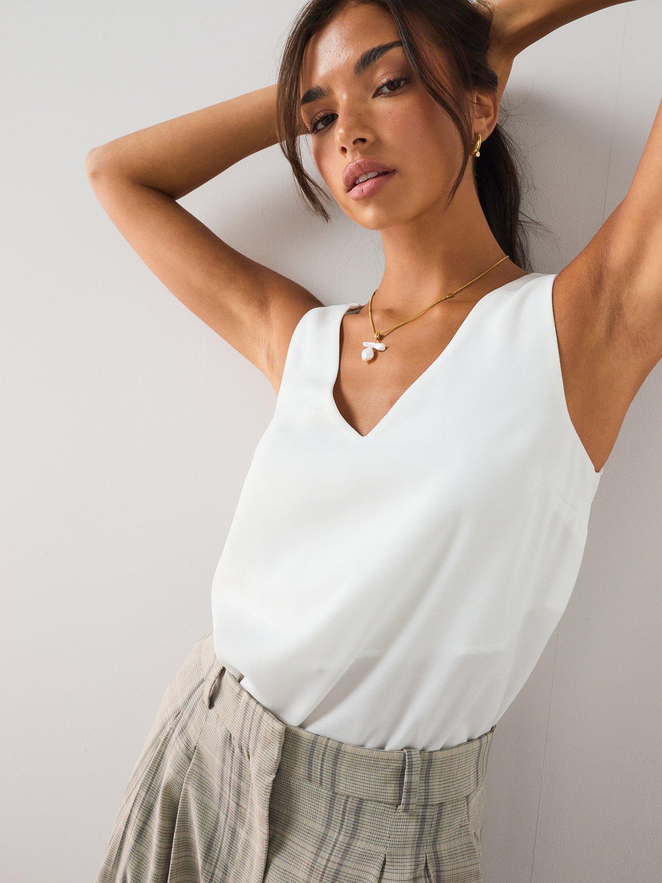 Image 6 of 6 of The Very Collection Cami&nbsp;Top - White