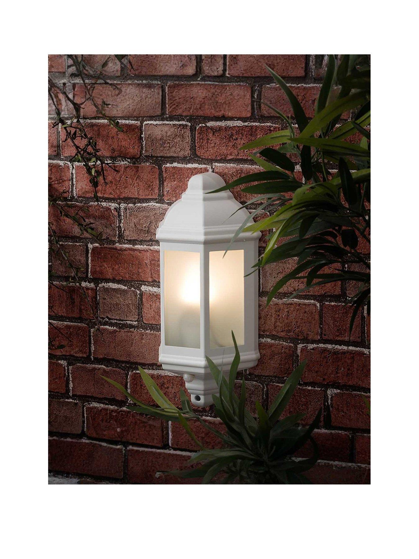 valuelights-kayleigh-matte-white-ip44-outdoor-wall-pir-lanternstillFront