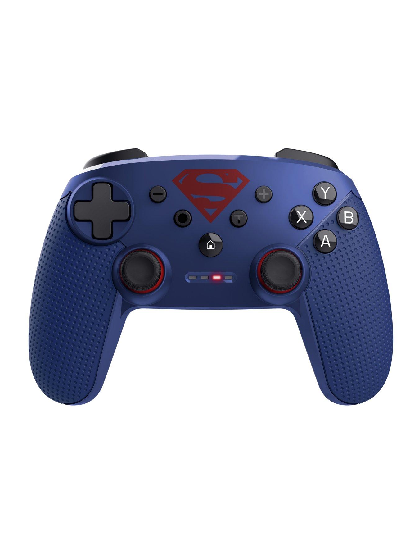 trust-superman-official-gaming-accessories-bundlestillFront