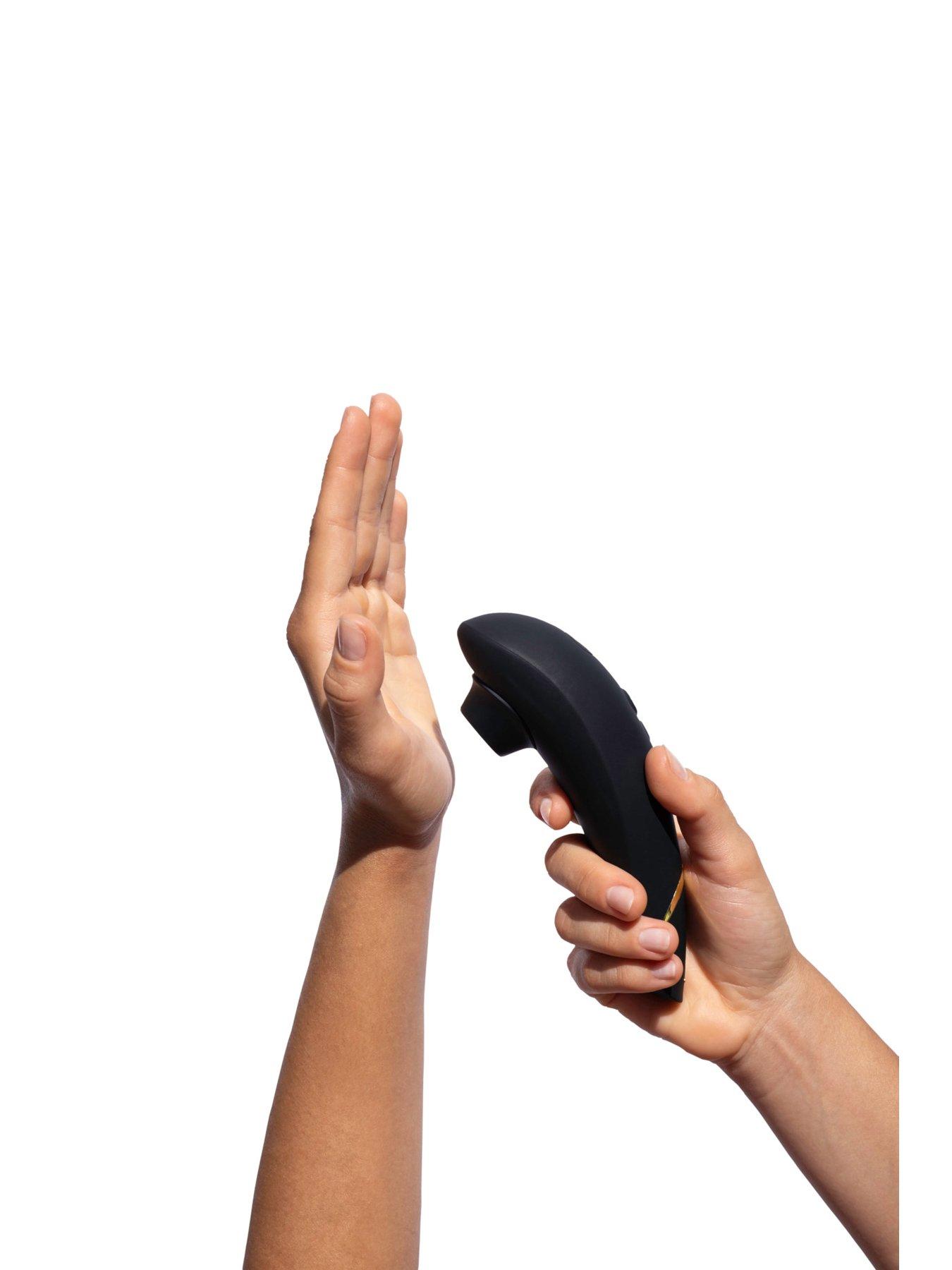 Image 6 of 8 of Lovehoney Womanizer Premium 2 Black