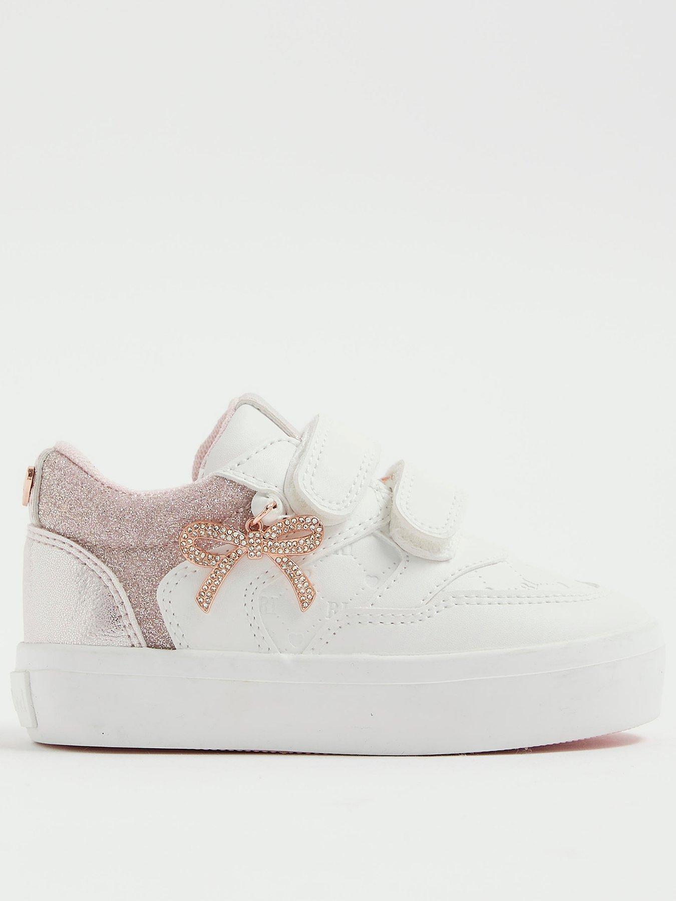 river-island-mini-mini-girls-bow-charm-plim-shoes-white