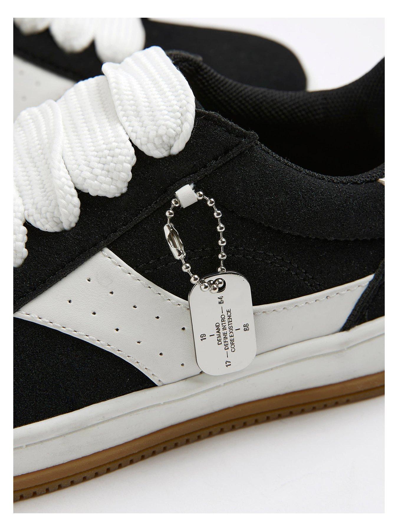 river-island-older-boys-lace-up-trainers-blackoutfit