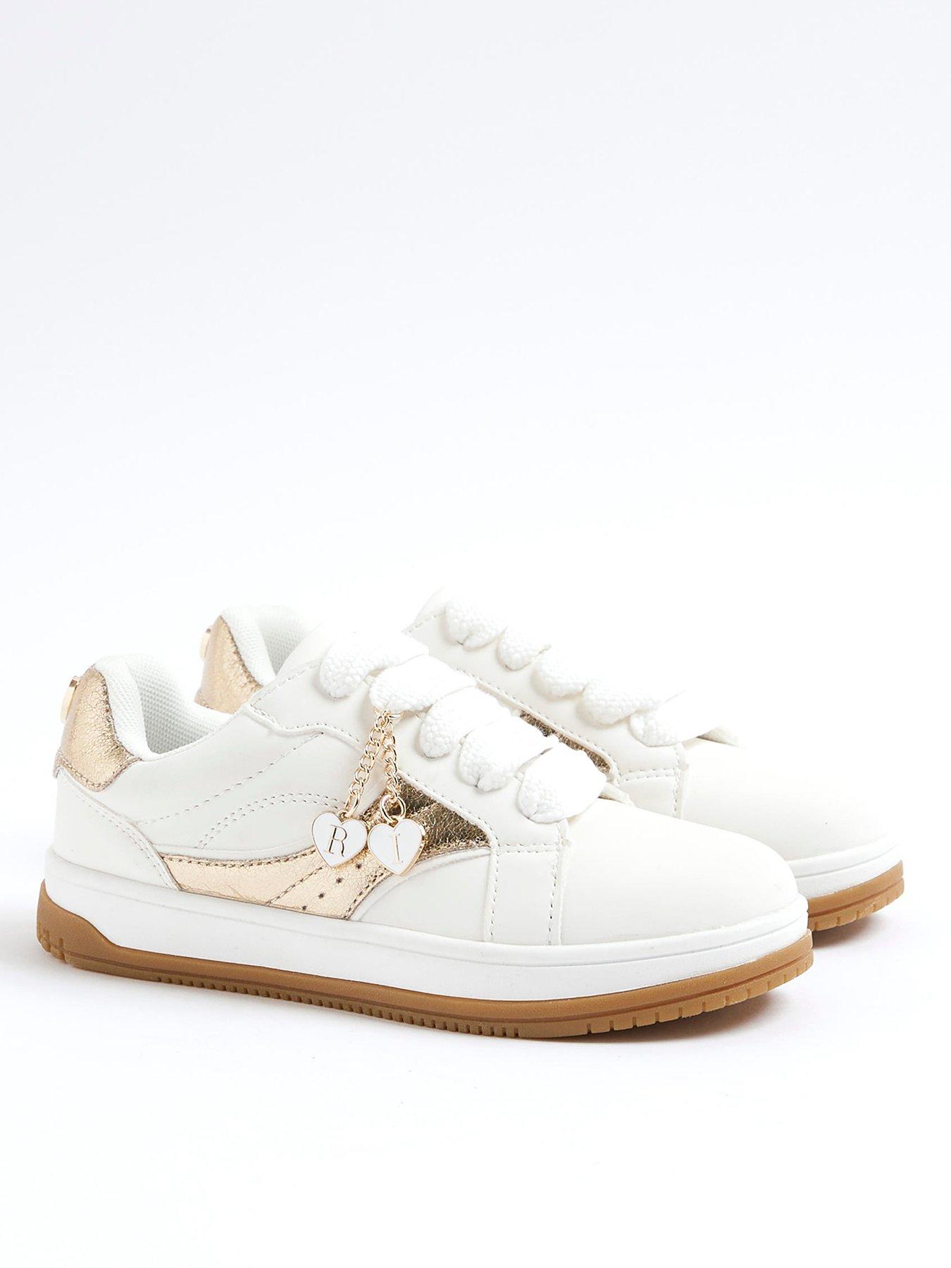 river-island-older-girls-heart-charm-trainers-whiteback