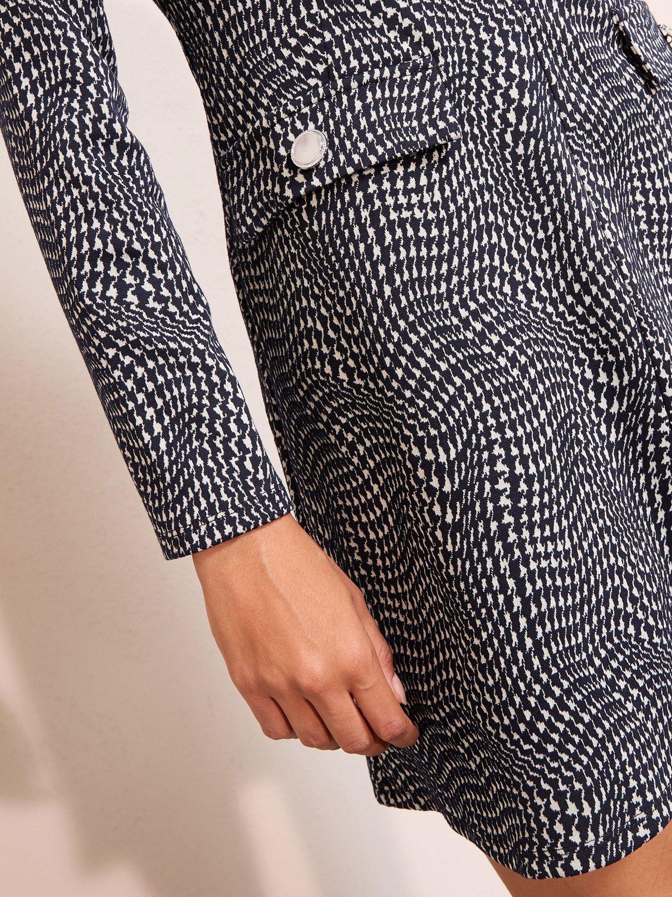 friends-like-these-cosy-tab-check-print-mini-dress-greyoutfit