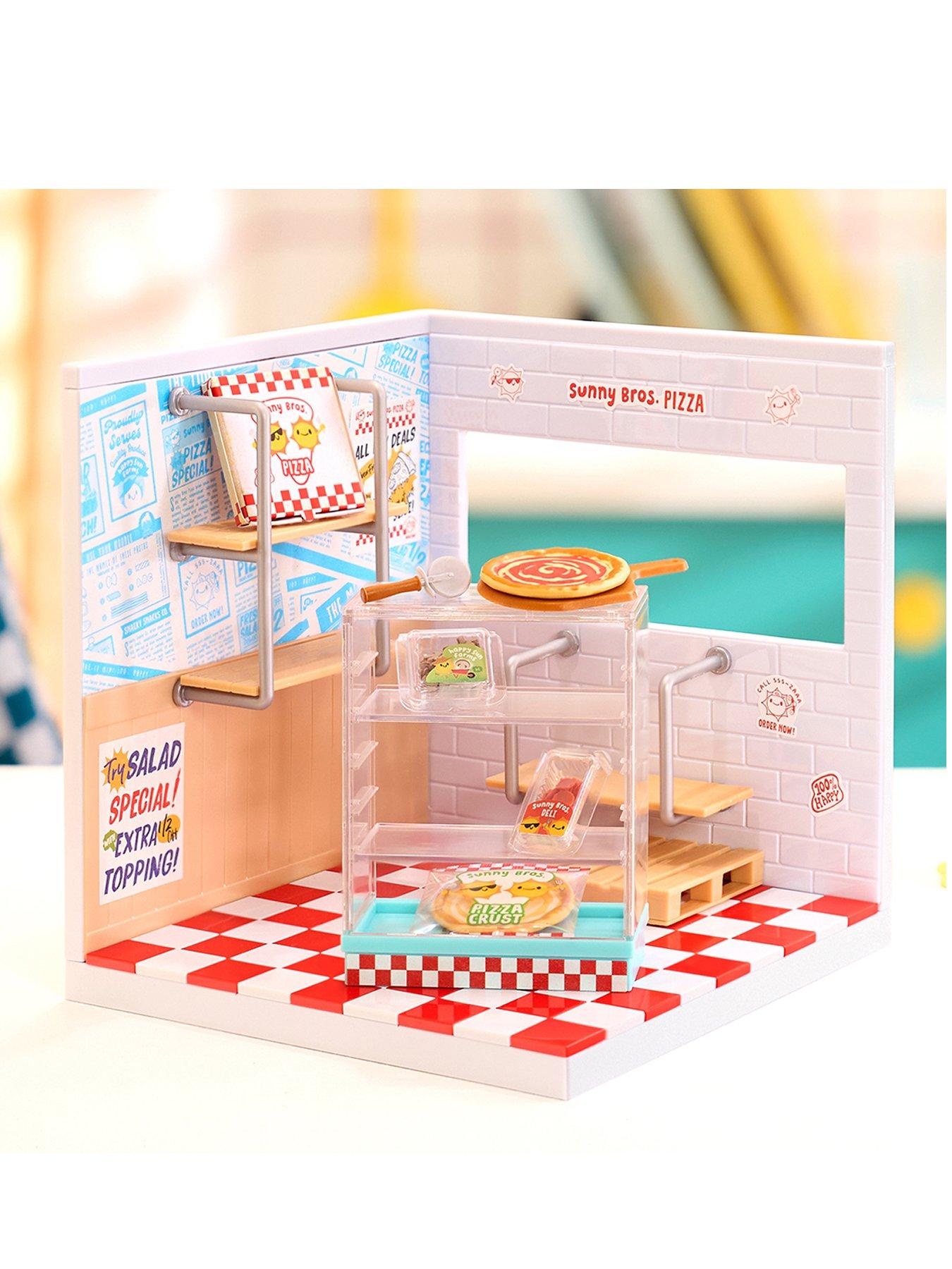 Image 1 of 8 of Mini Verse MGA's Miniverse Make It Mini Spaces Pizza Shop Building Set
