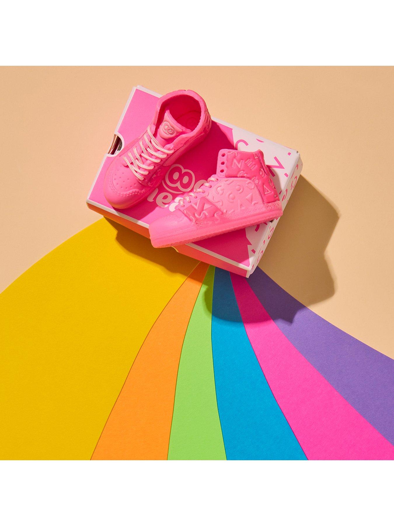 mini-verse-mgas-miniverse-make-it-mini-sneakersdetail