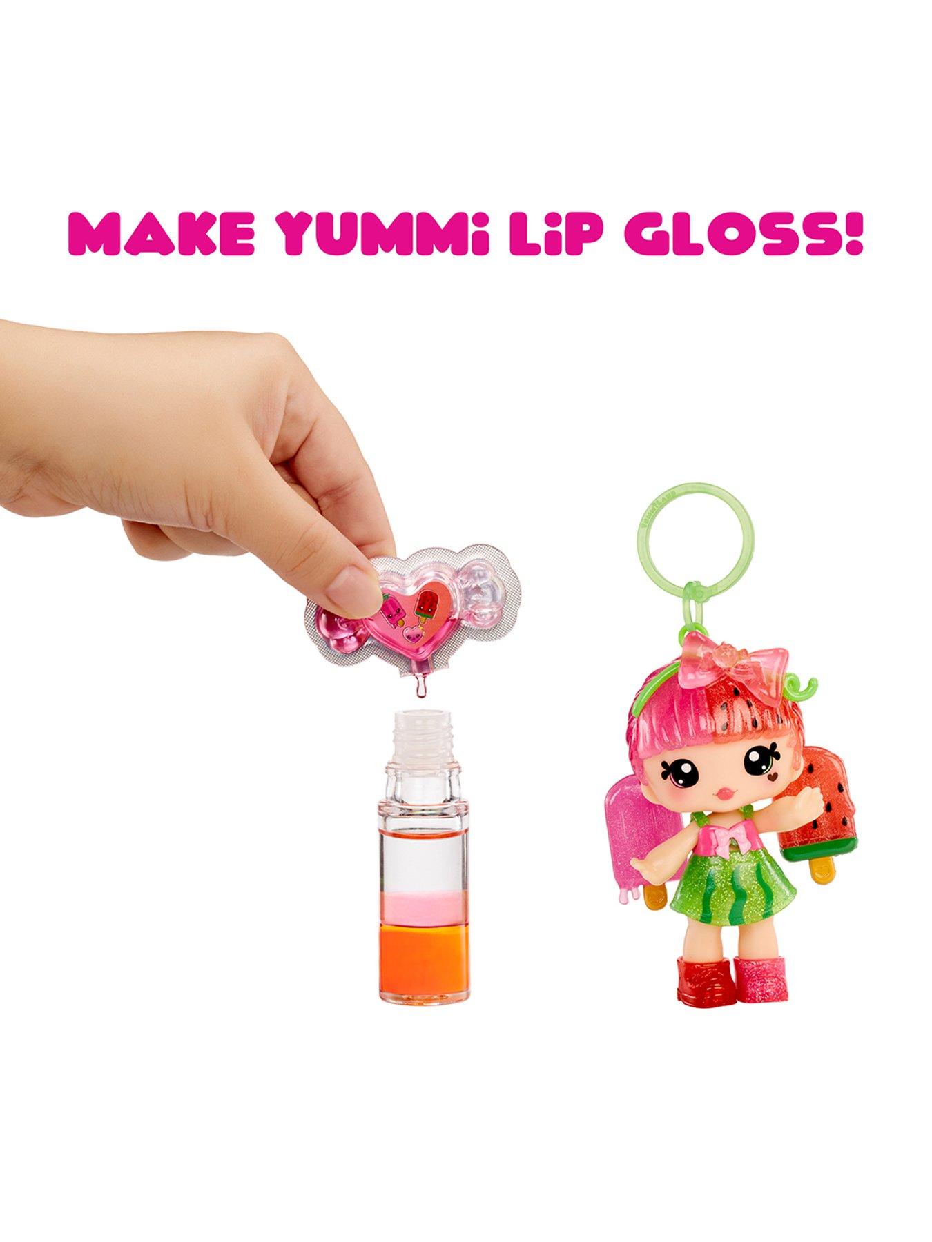 yummiland-mystery-color-change-lip-gloss-doll-poppy-melonberryback
